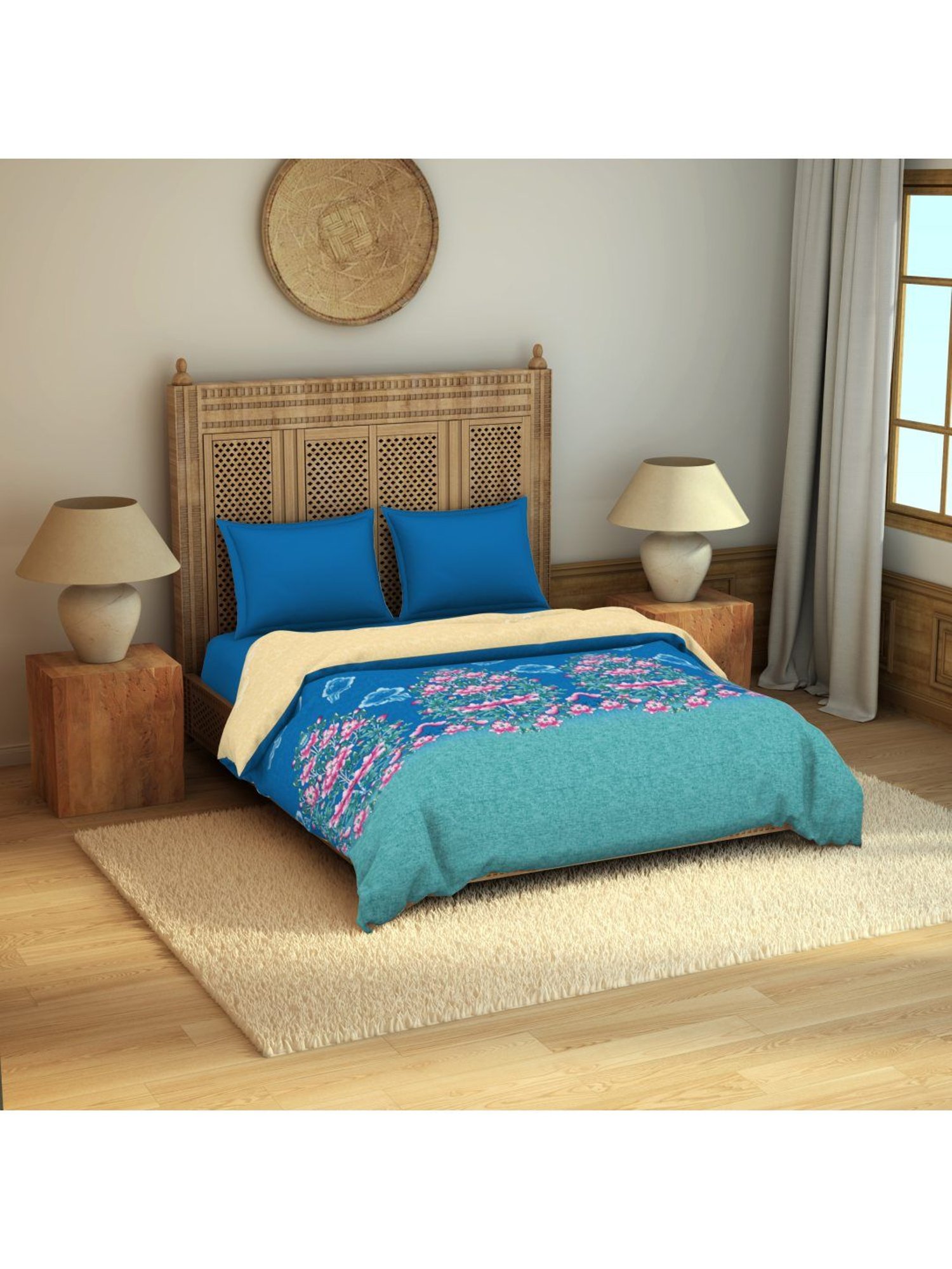 Welspun Bliss Light Silver & Blue Microfibre 120 GSM Shell Double Bed Quilt