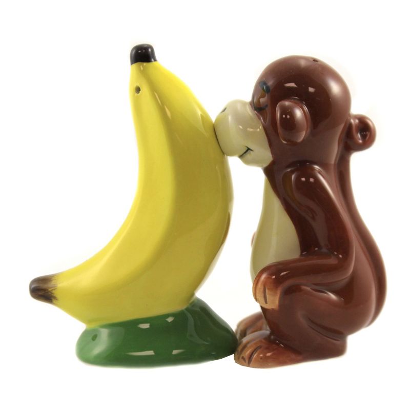 Tabletop 4.0" Monkey & Banana Salt Pepper S/2 Magnetic Kissing Pacific Trading  -  Salt And Pepper Shaker Sets