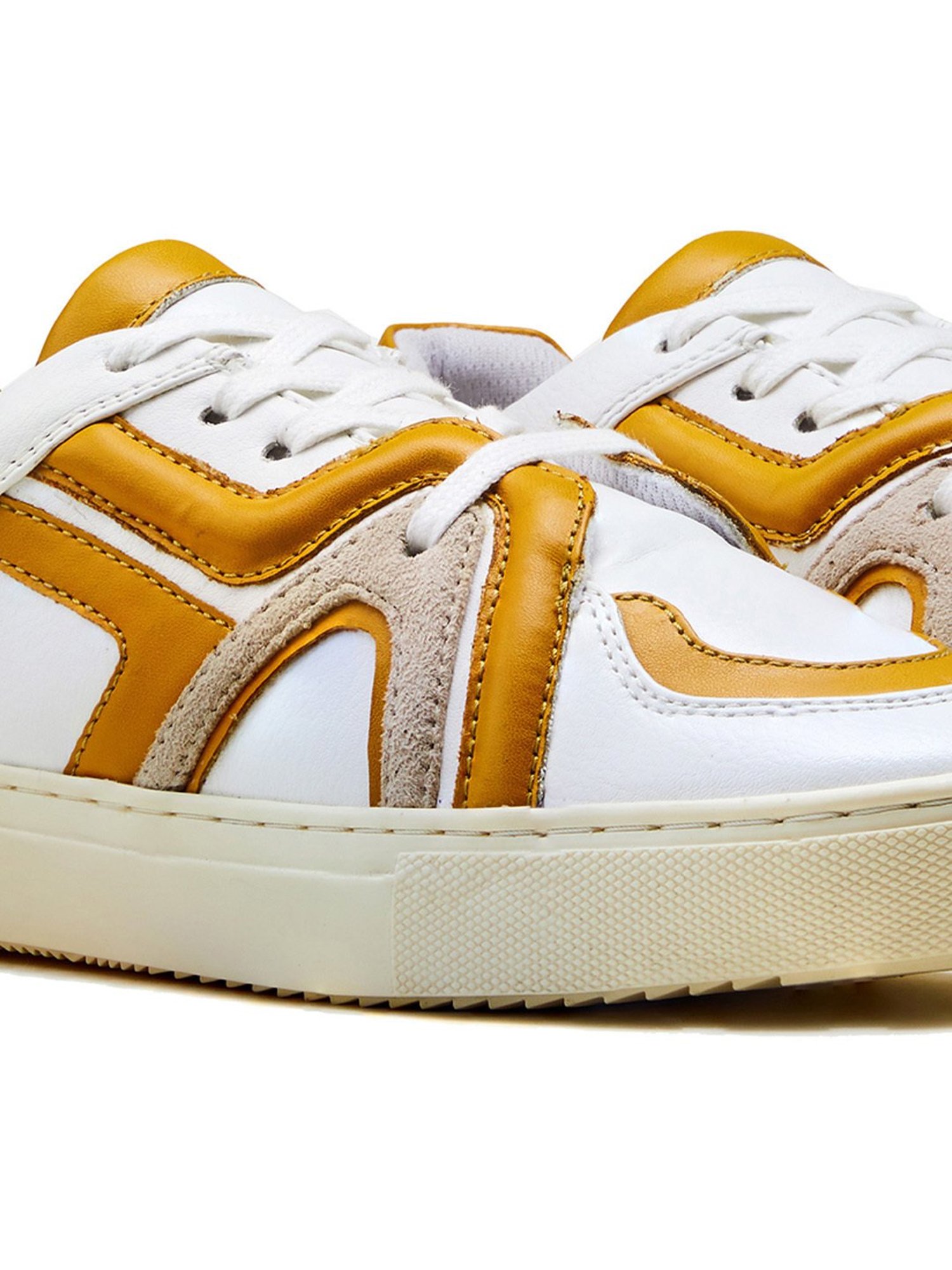7-10 Women's White & Yellow 402 Luxe-Tech Collection Sneakers