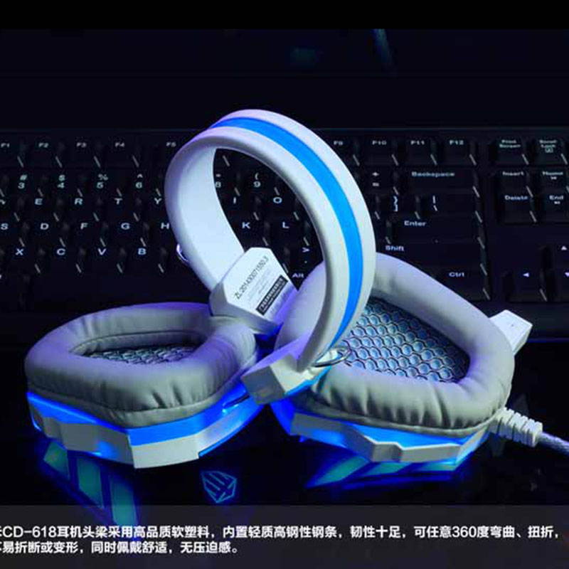 Gaming Headphone USB + 3.5mm Gaming Headset Headband Earphone with Microphone Noise Canceling LED Light for PC Gamer