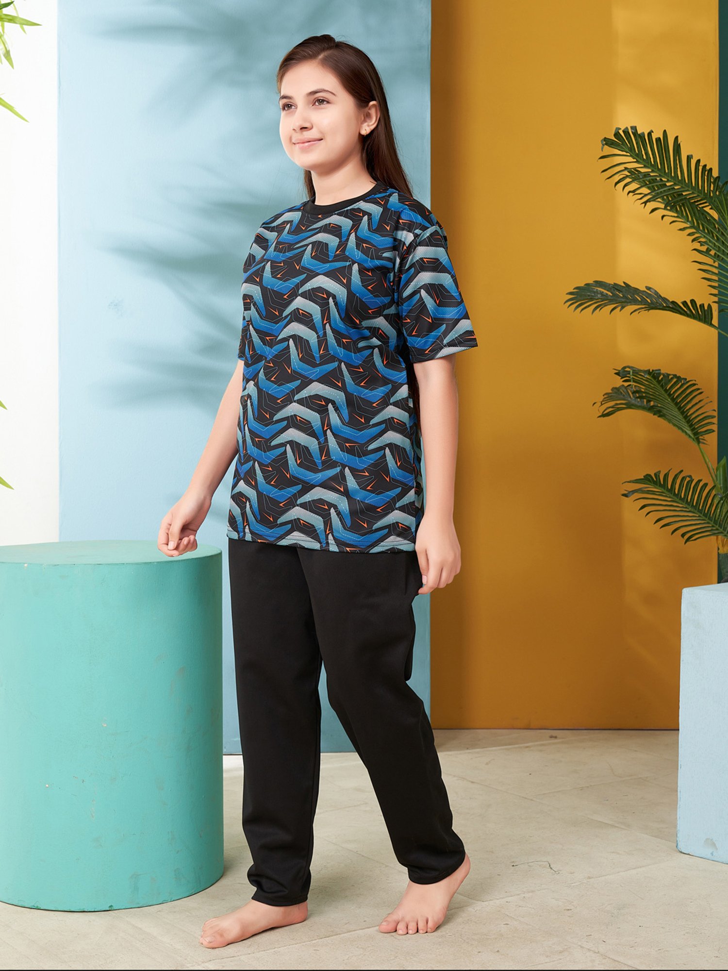 Aarika Kids Blue & Black Printed Top with Pants