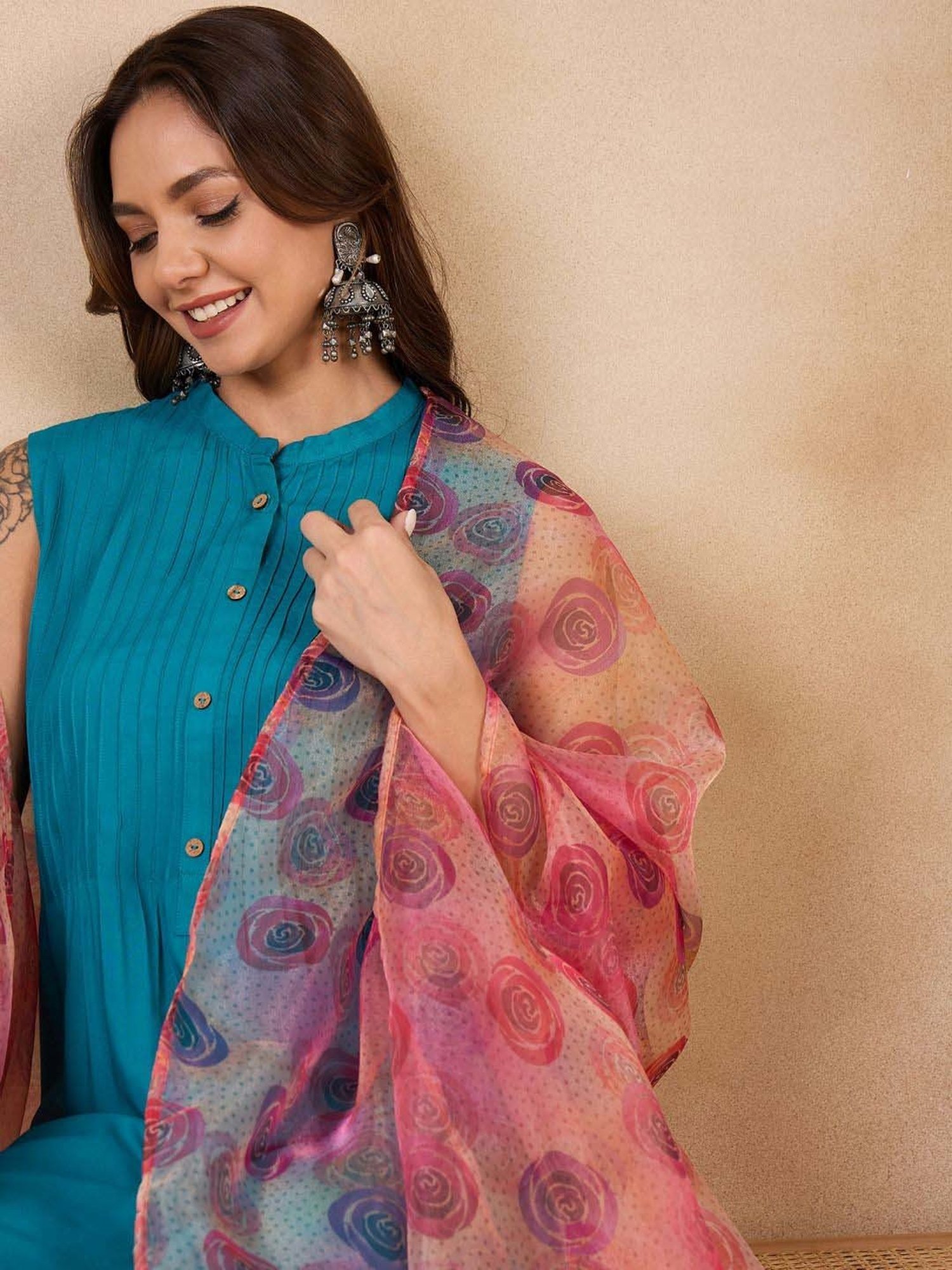 Inweave Pink & Peach Floral Print Dupatta