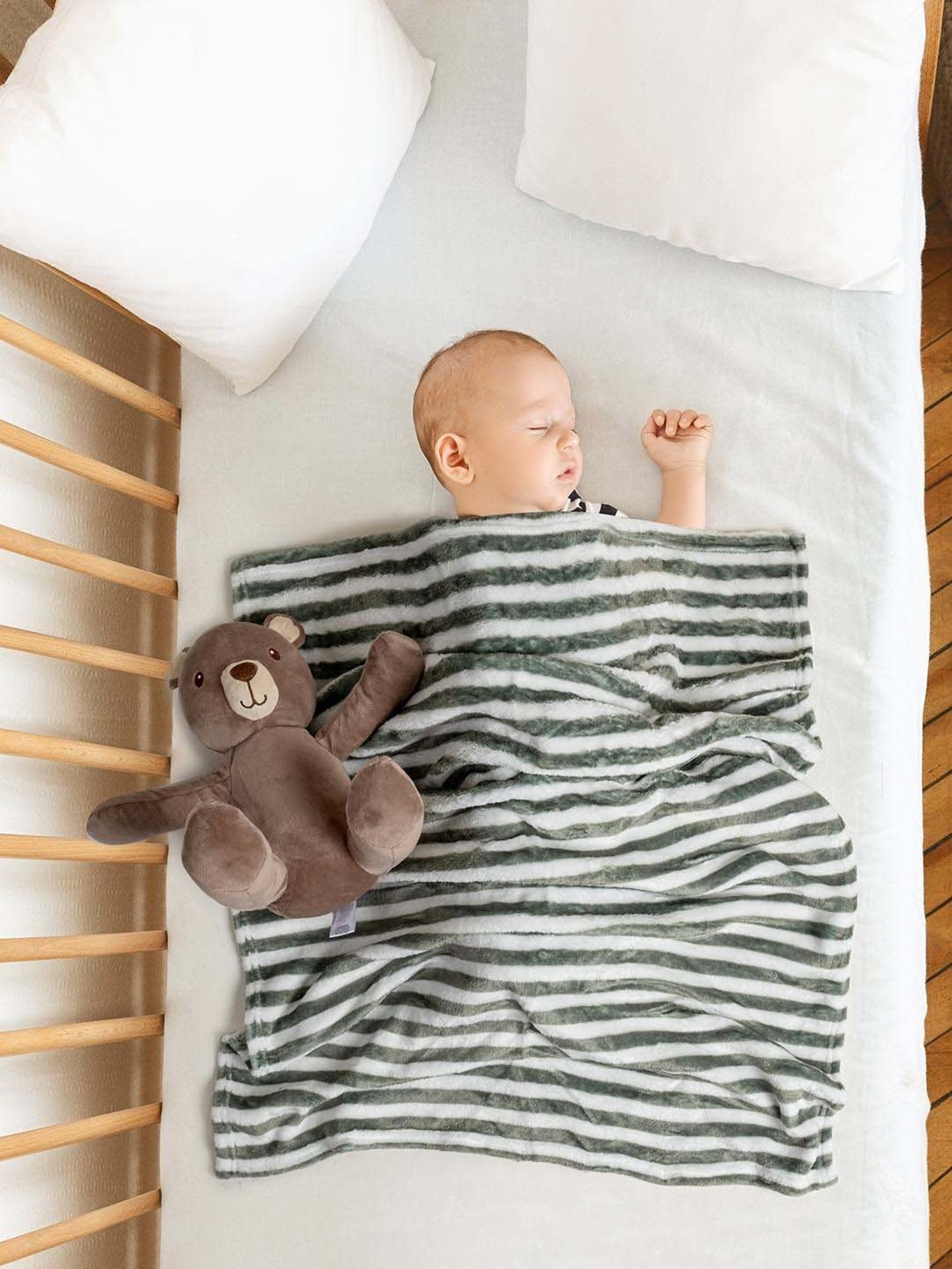 Baby Moo Kids Brown & White Printed Blanket Set