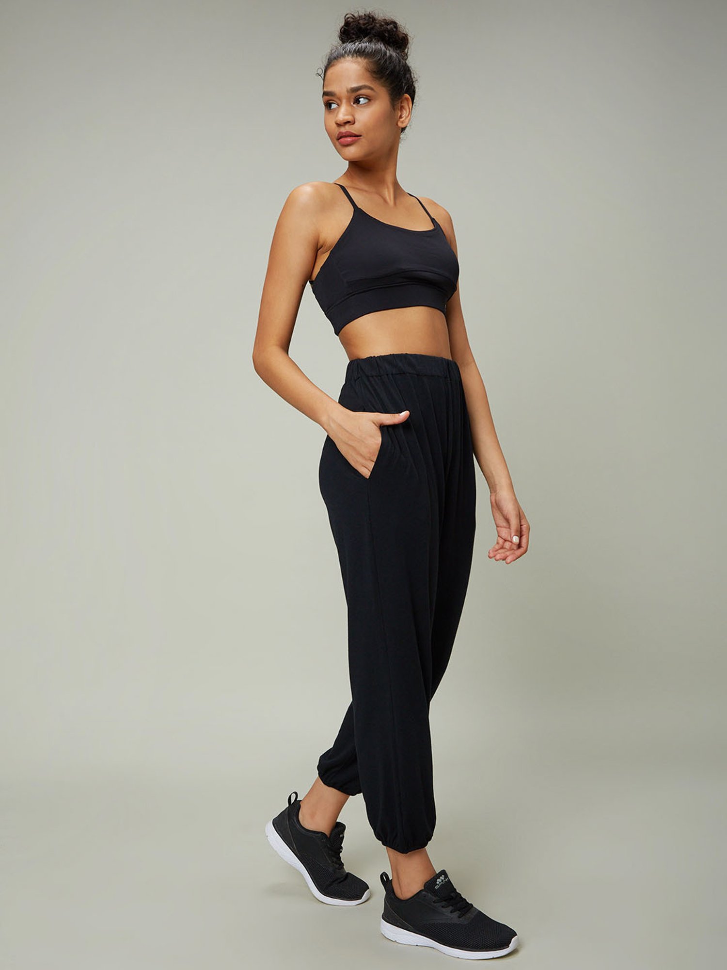 Clovia Teal Non Wired Padded Sports Bra