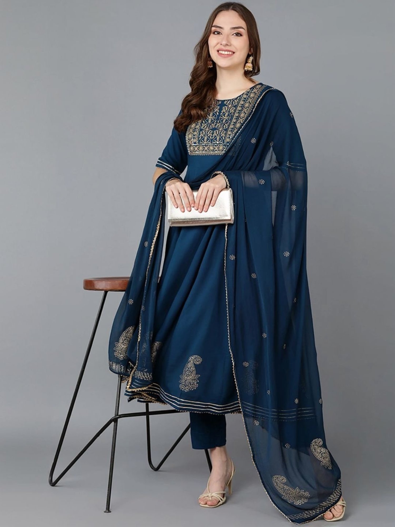Vaamsi Teal Blue Cotton Embroidered Kurta Pant Set With Dupatta