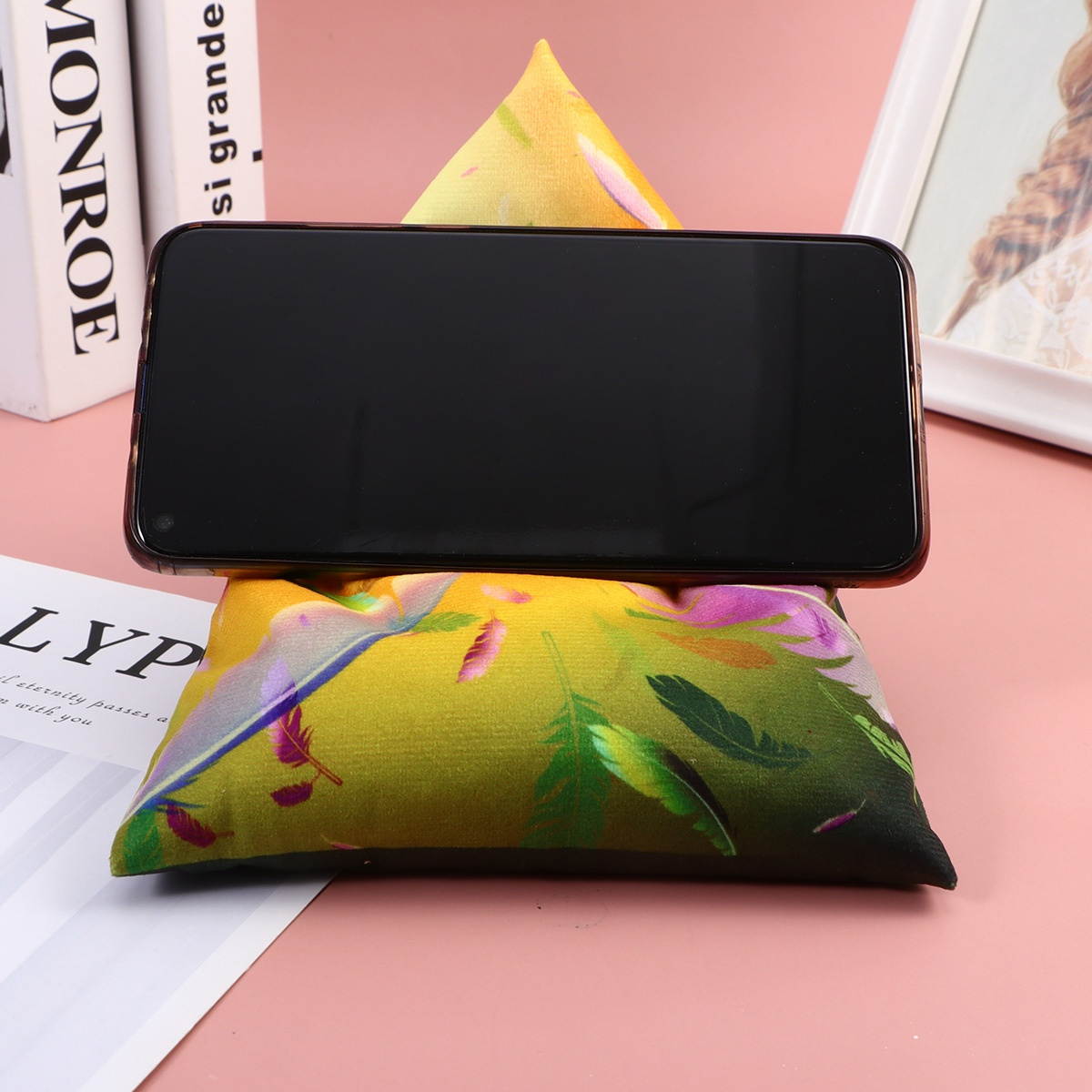 Phone Tablet Multi-angle Triangular Support Pillow Pillow Reading Stand for Home Dorm Daily Use (Dark Green Triangle Pillow)