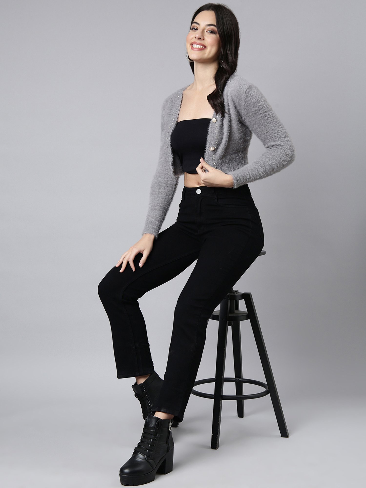 SHOWOFF Grey Crop Shrug