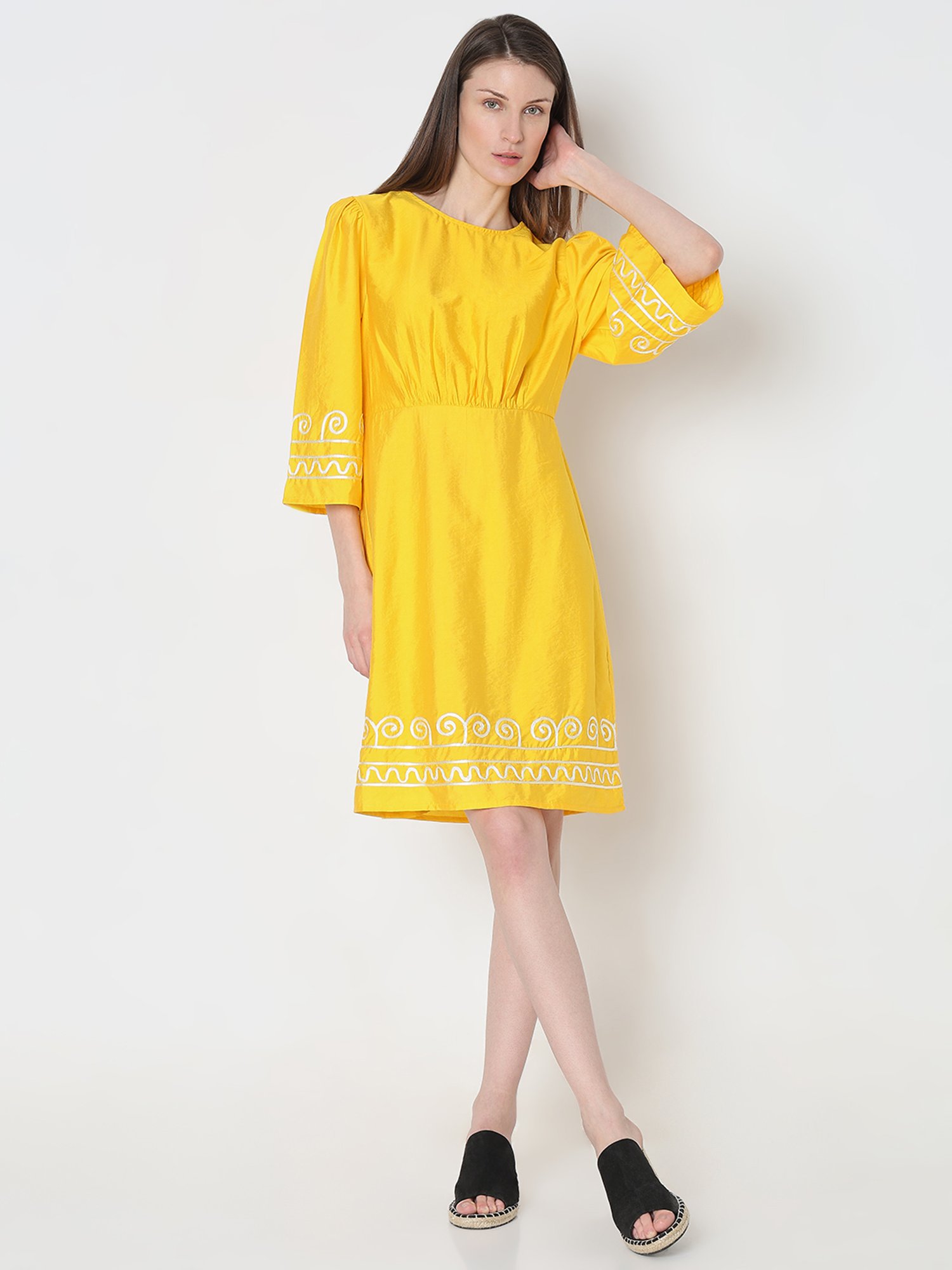 Vero Moda Yellow & White Printed A Line Dress