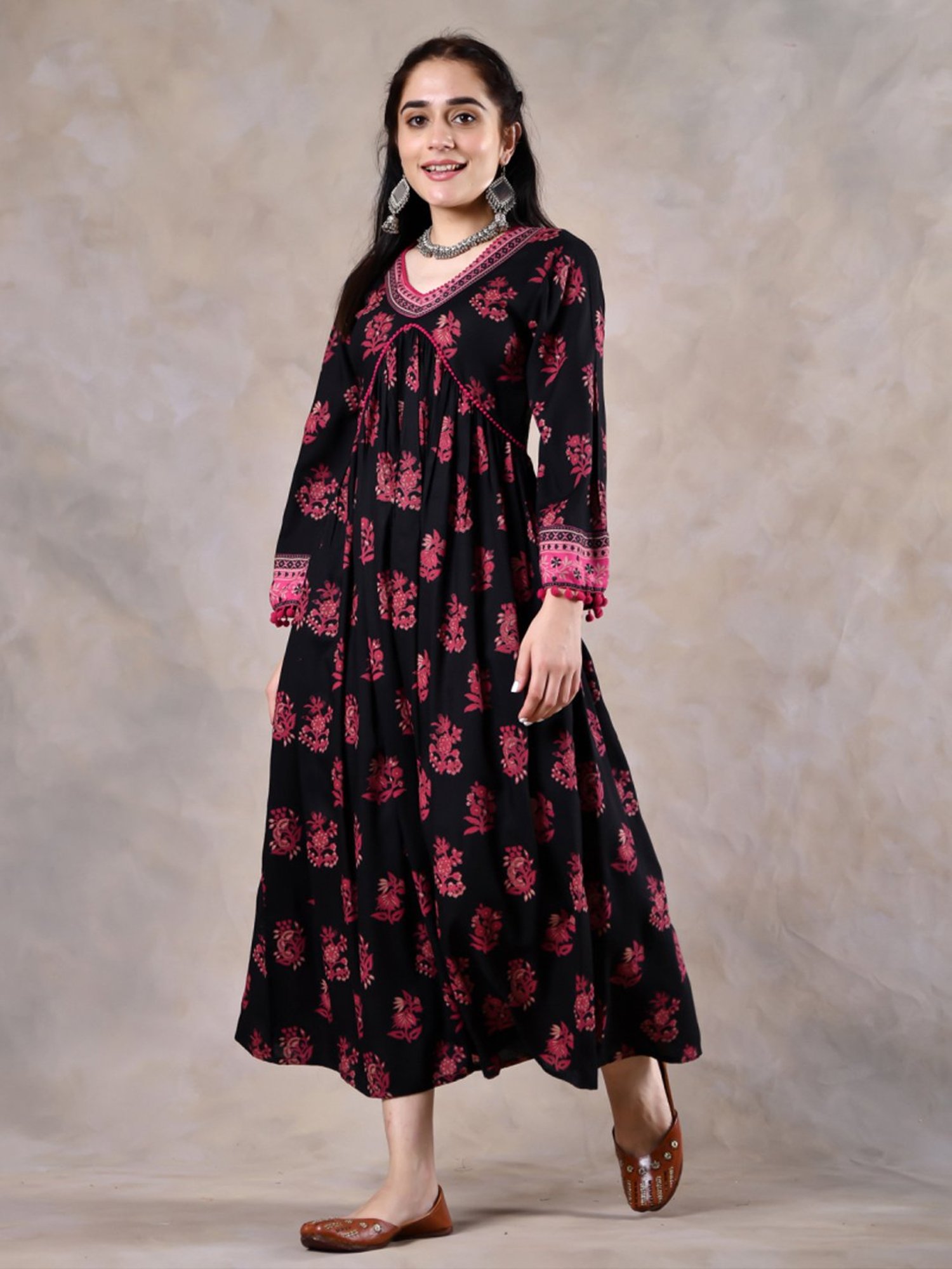 Rustorange Black Floral Print Maxi Dress