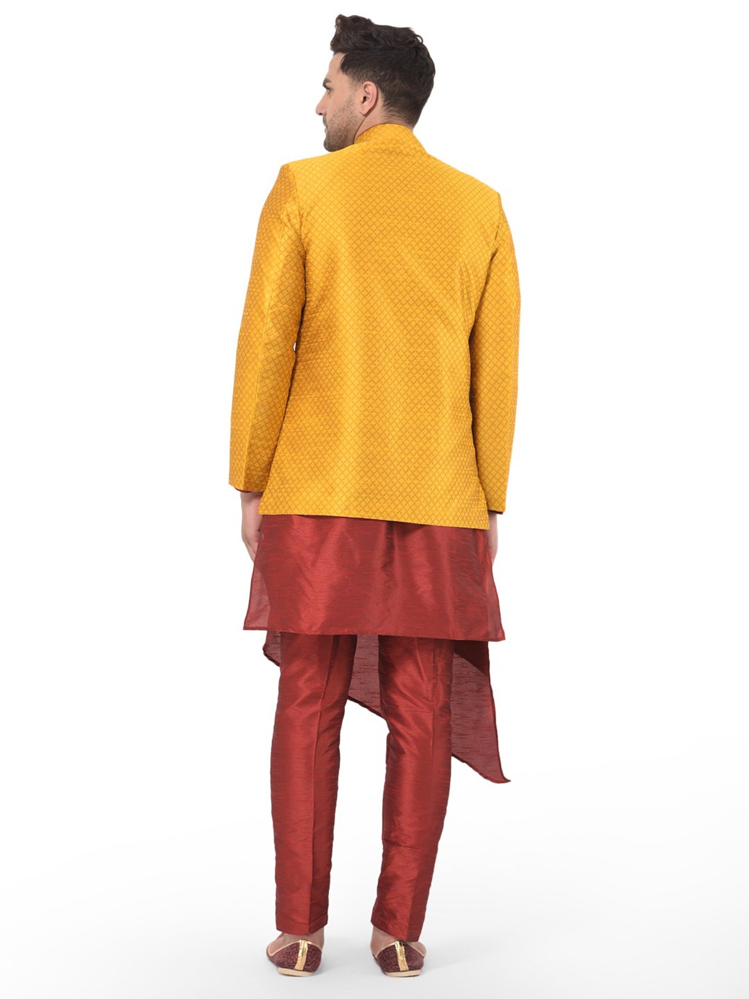 SG RAJASAHAB Yellow & Red Regular Fit Printed Kurta Set