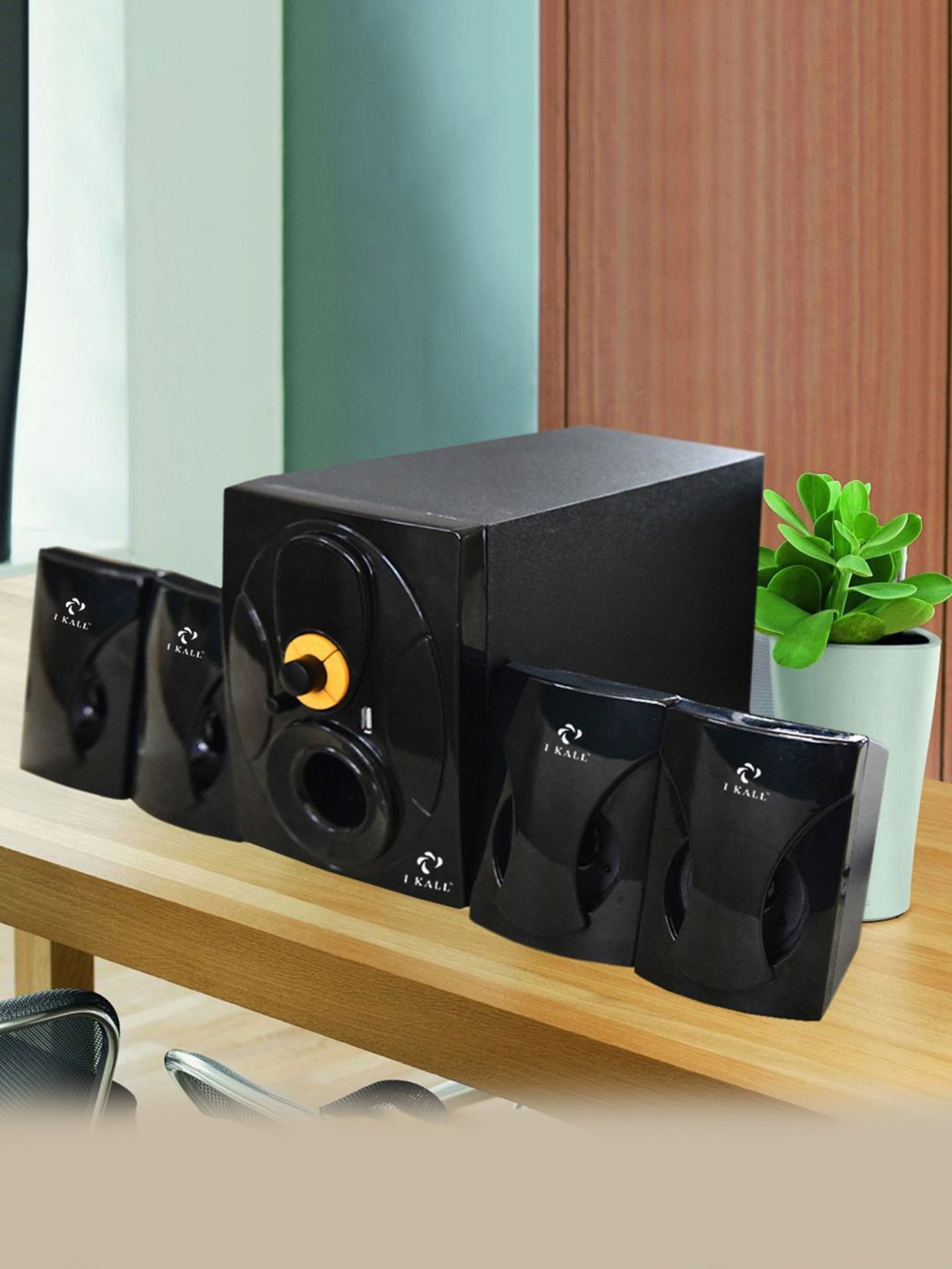 I Kall IK-444 5.1 Channel Home Theatre (Black)