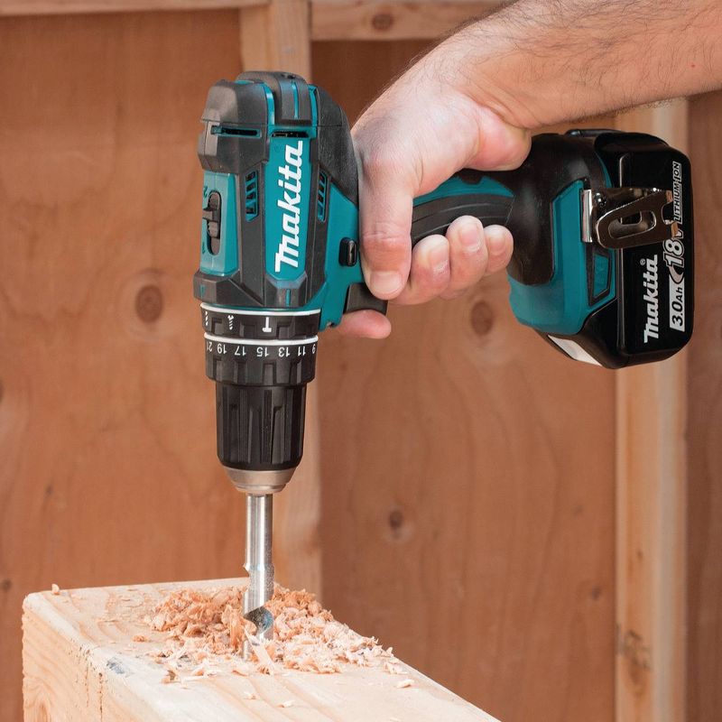 Makita XT505 18V LXT Lithium-Ion 5-Tool Cordless Combo Kit (3 Ah)