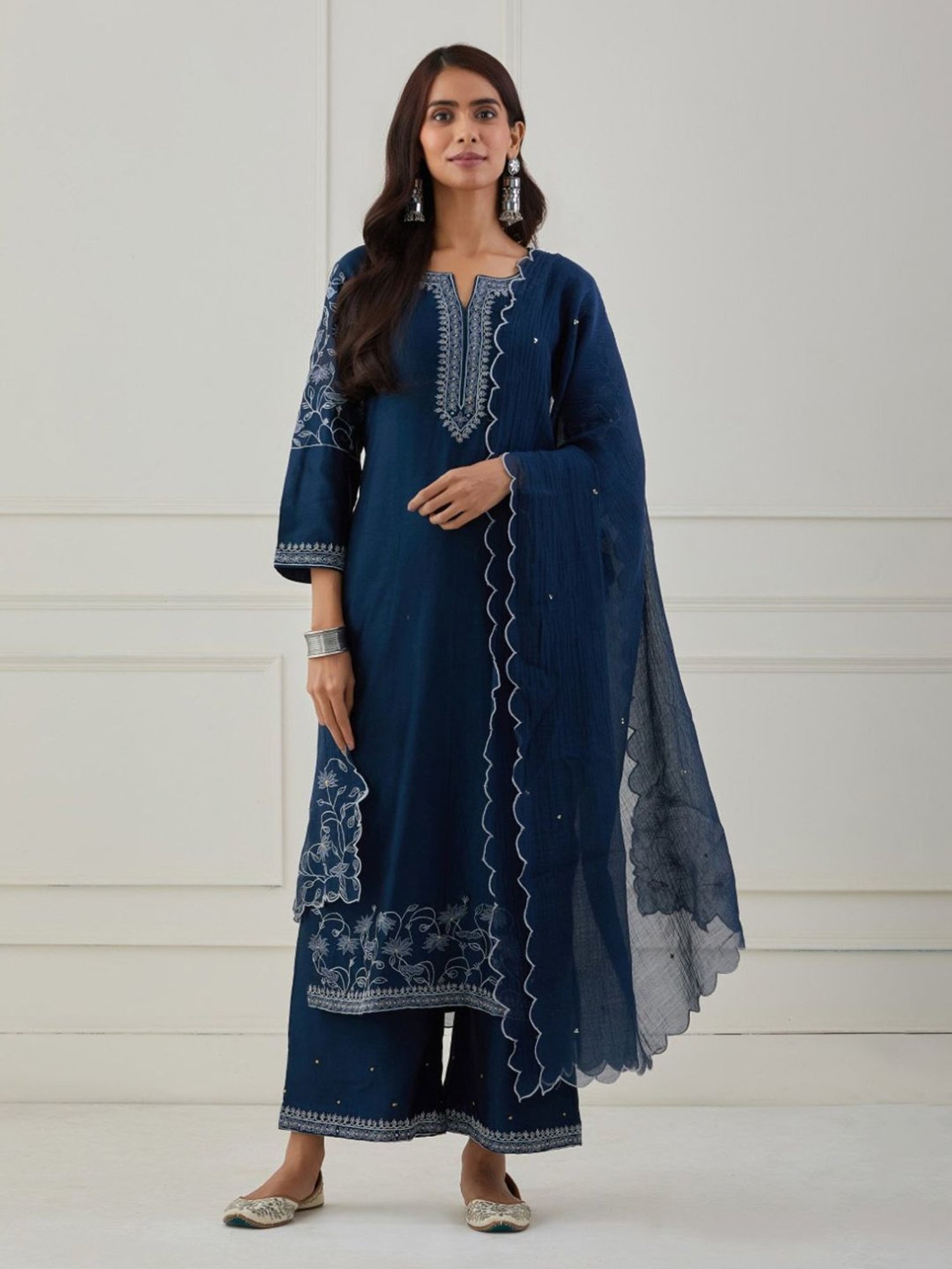 Priya Chaudhary Blue Bandhan Embroidered Chanderi Silk Kurta with Pants and Dupatta