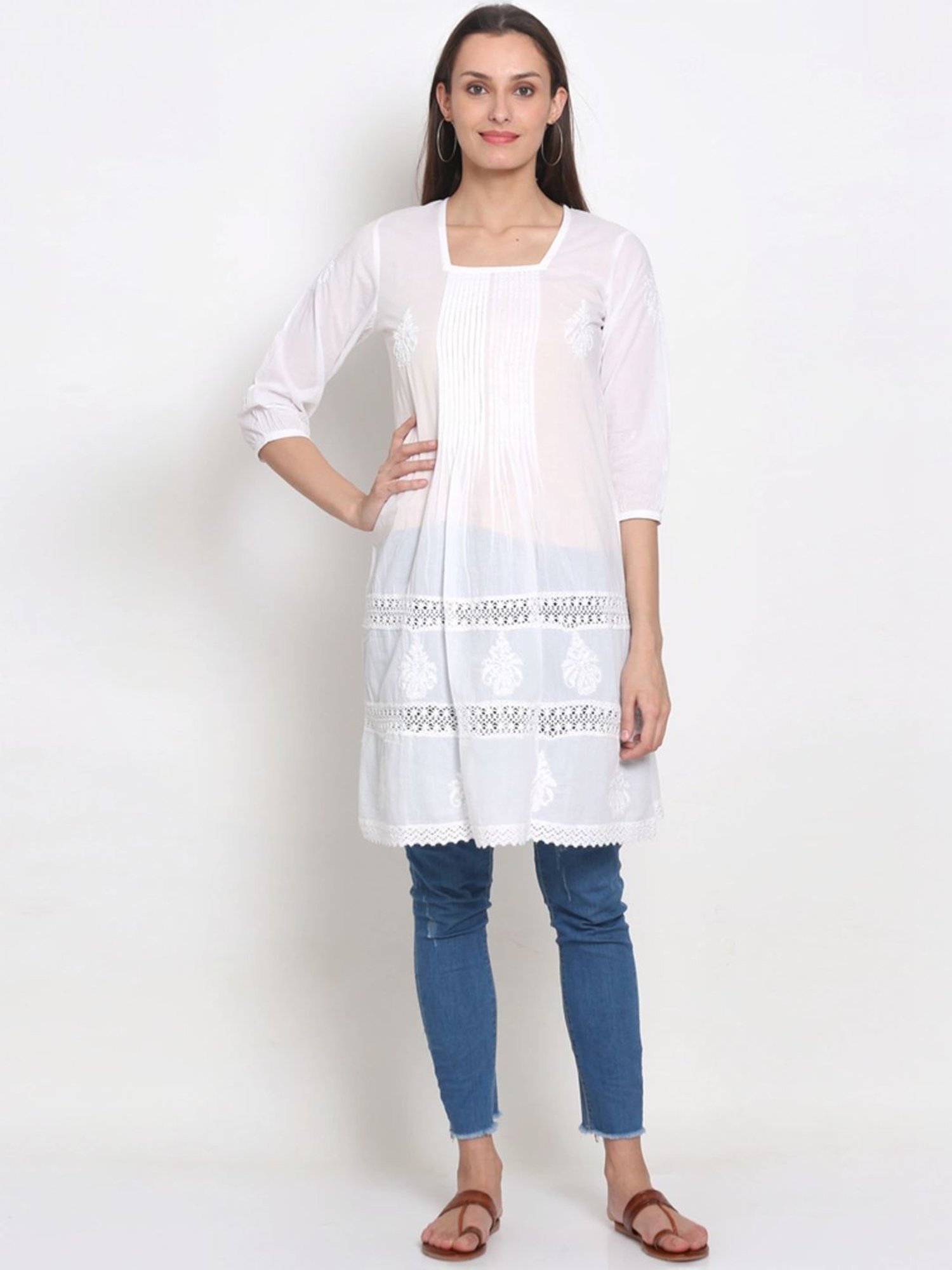 PARAMOUNT CHIKAN White Cotton Hand Embroidered Chikankari A Line Kurti