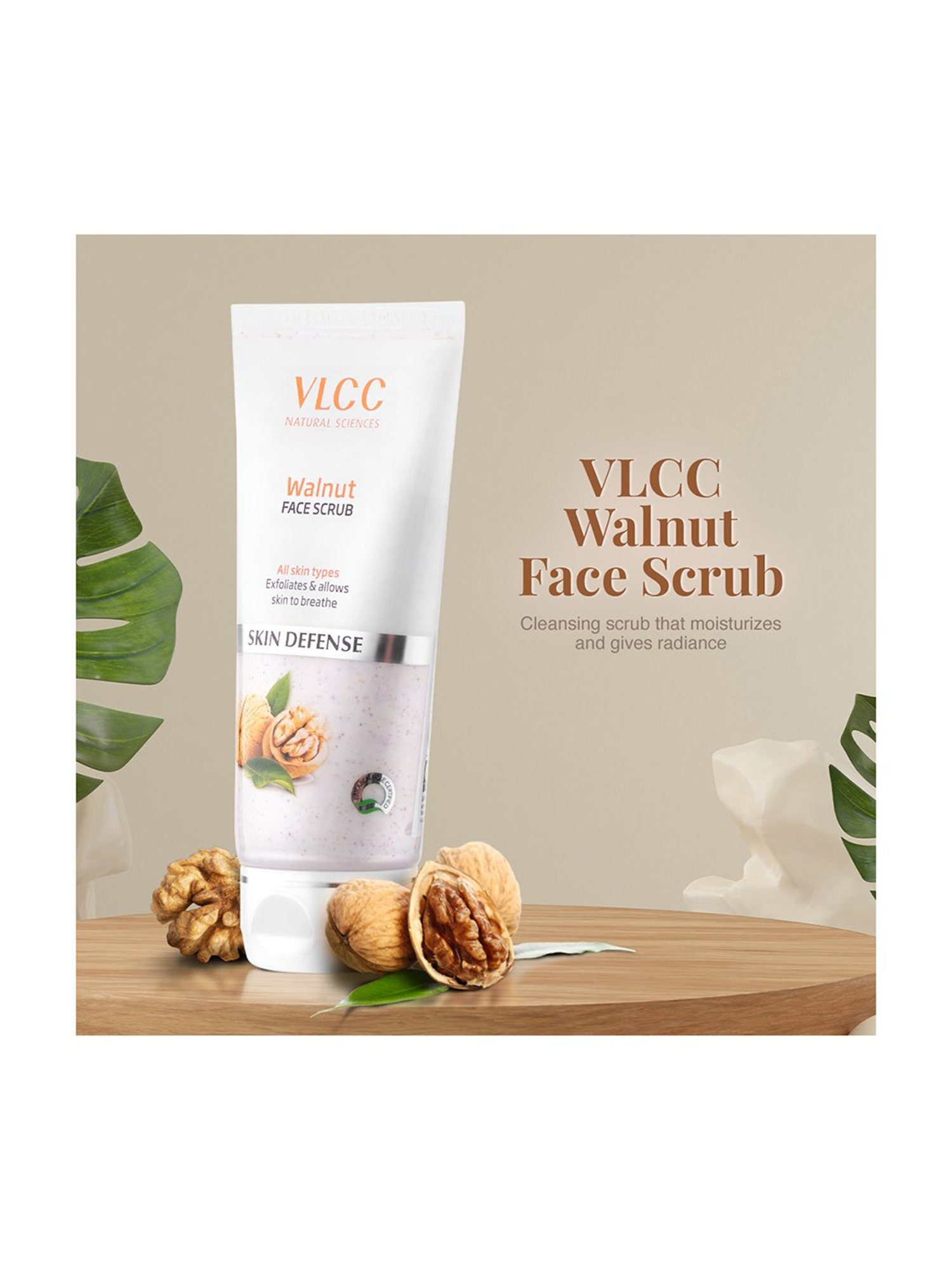 St. Ives Invigorating Face Scrub - Apricot - 1oz