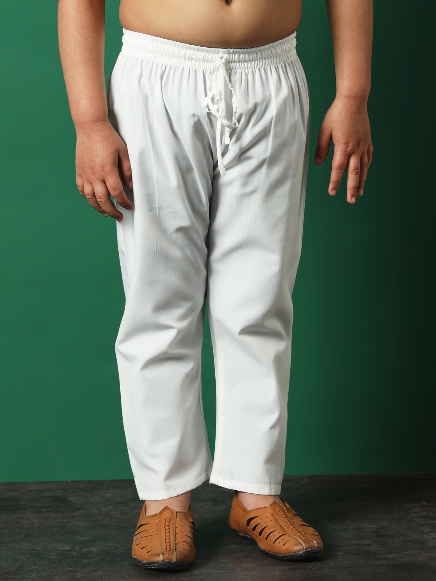 READIPRINT FASHIONS Kids Green & White Embroidered Full Sleeves Kurta with Pyjamas