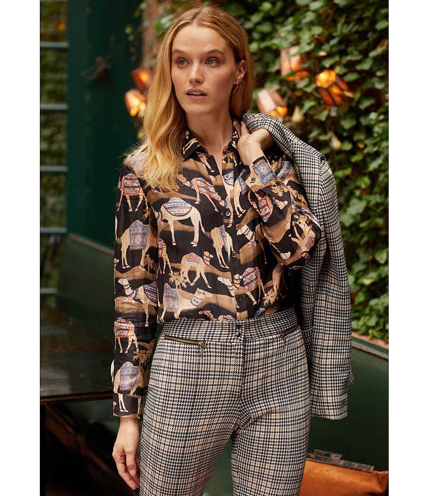 Calessa Floral Embroidered Round Neck Short Sleeve Tunic