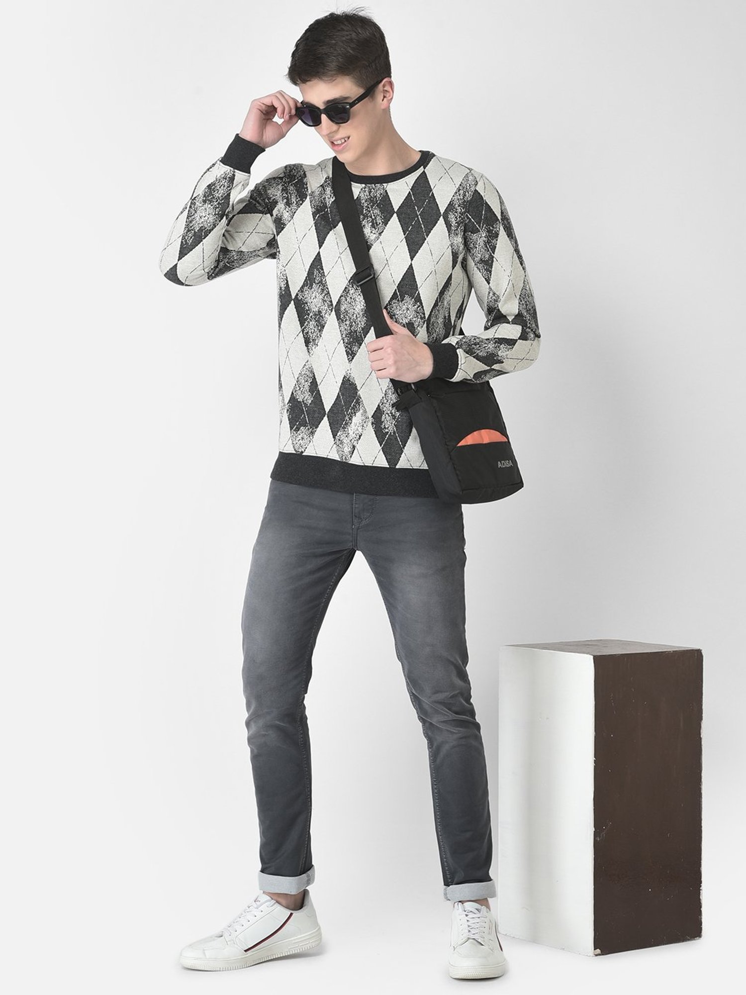 Crimsoune Club Grey Regular Fit Geometric Print Sweatshirt