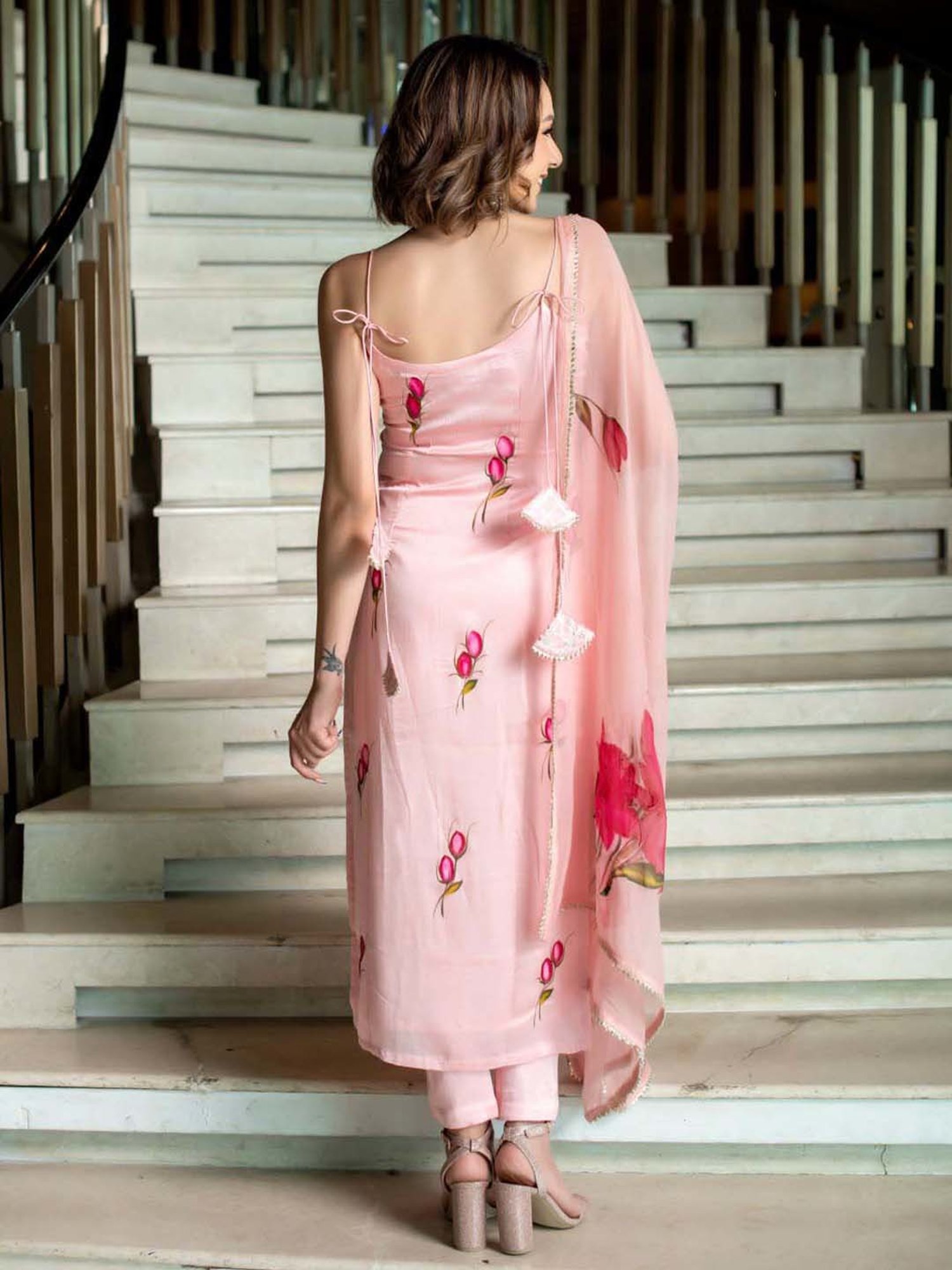 AACHHO Peach Floral Print Kurta Pant Set With Dupatta