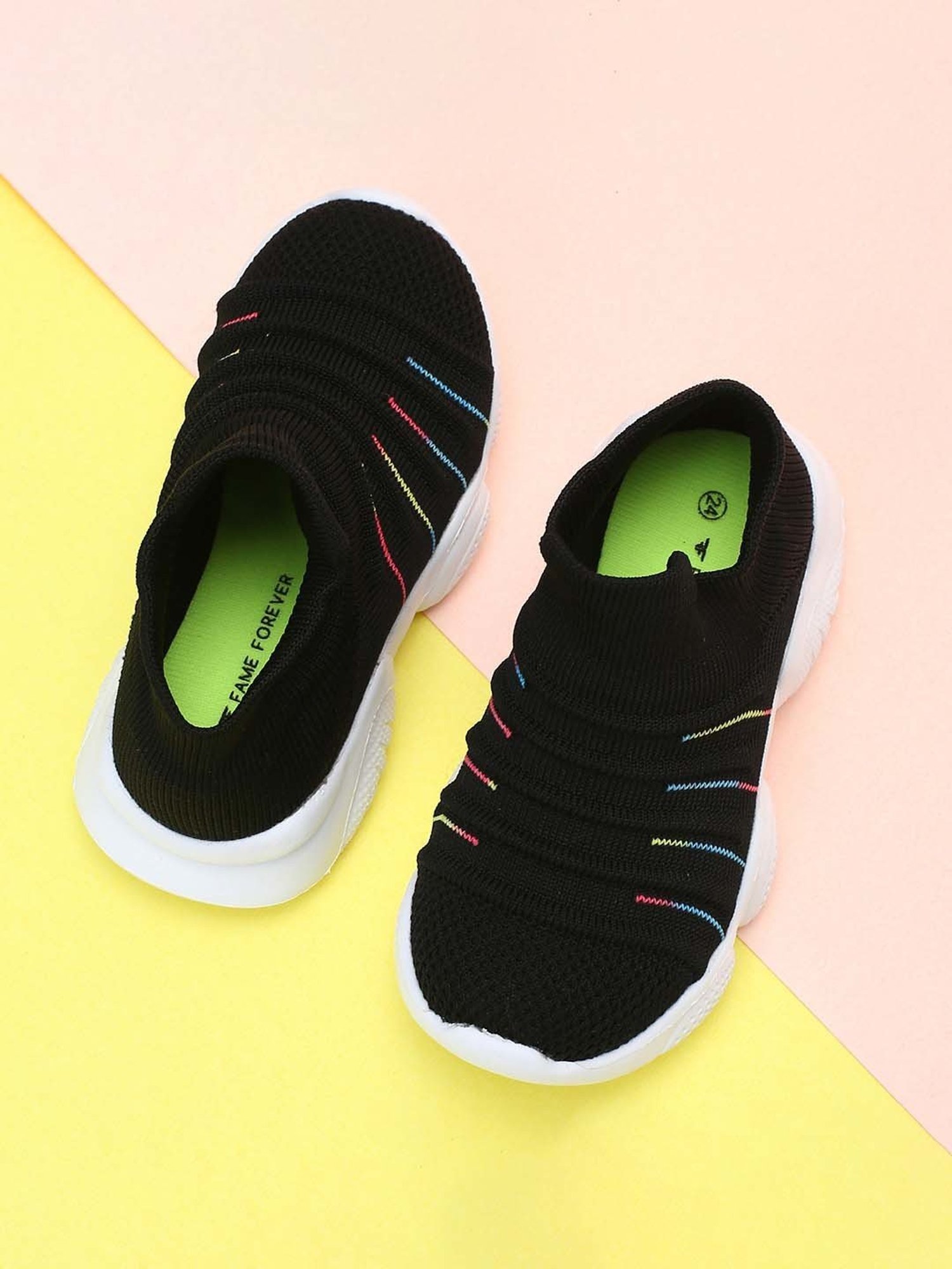 Fame Forever by Lifestyle Kids Beige & White Velcro Shoes