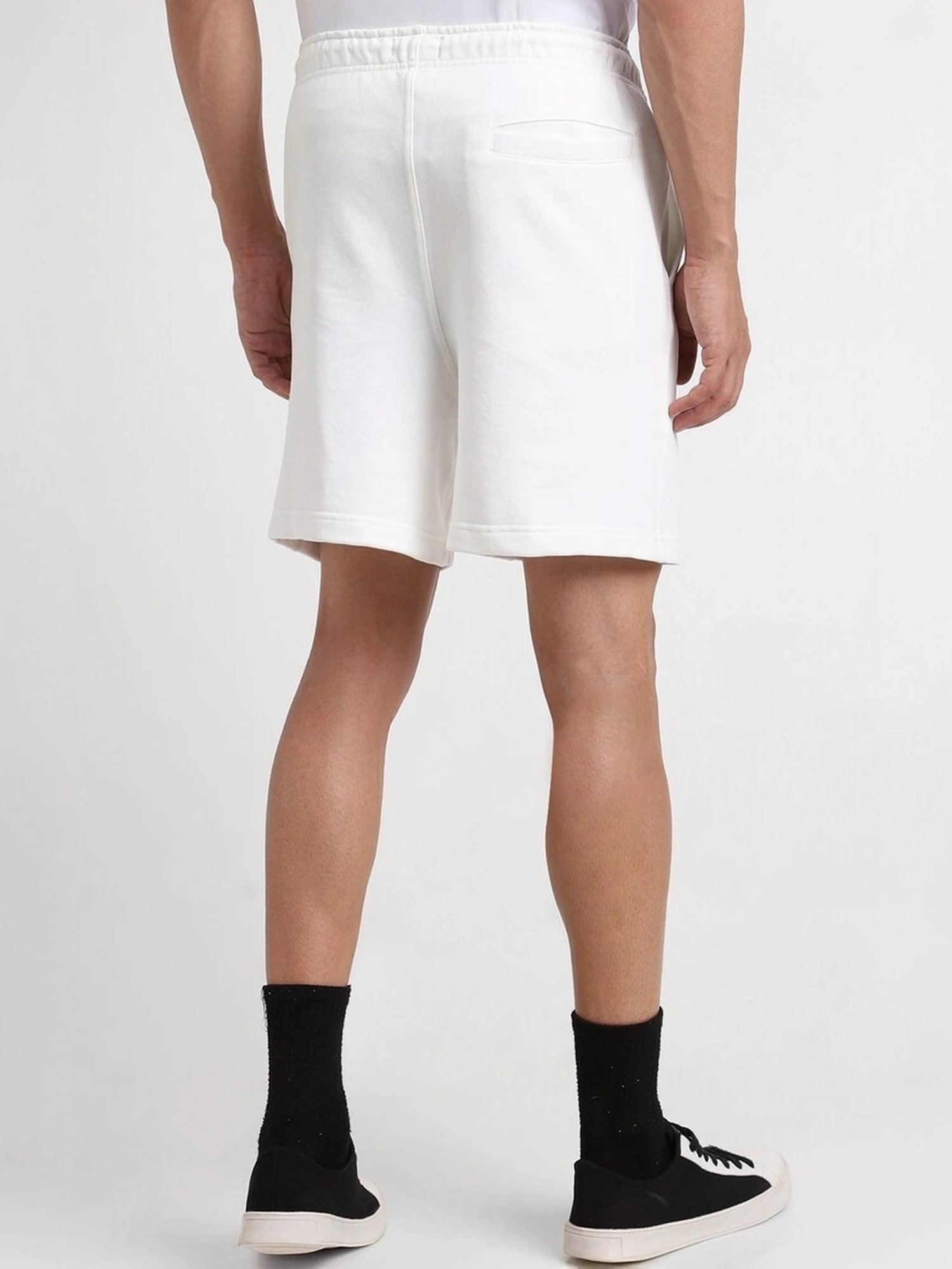 Forever 21 White Regular Fit Shorts