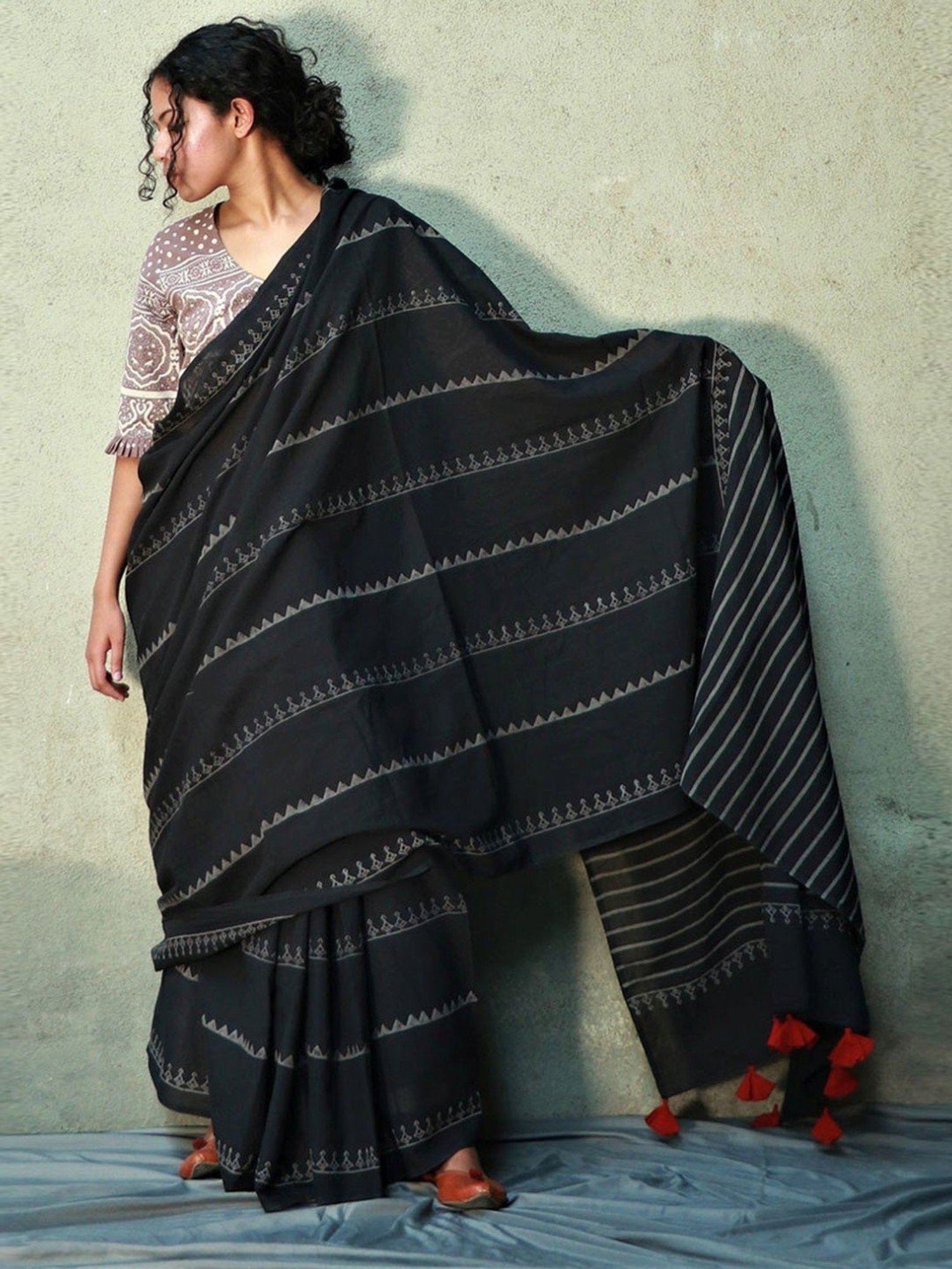 Chidiyaa Black Fly Me to the Moon Matilda Hand Blockprinted Cotton Saree