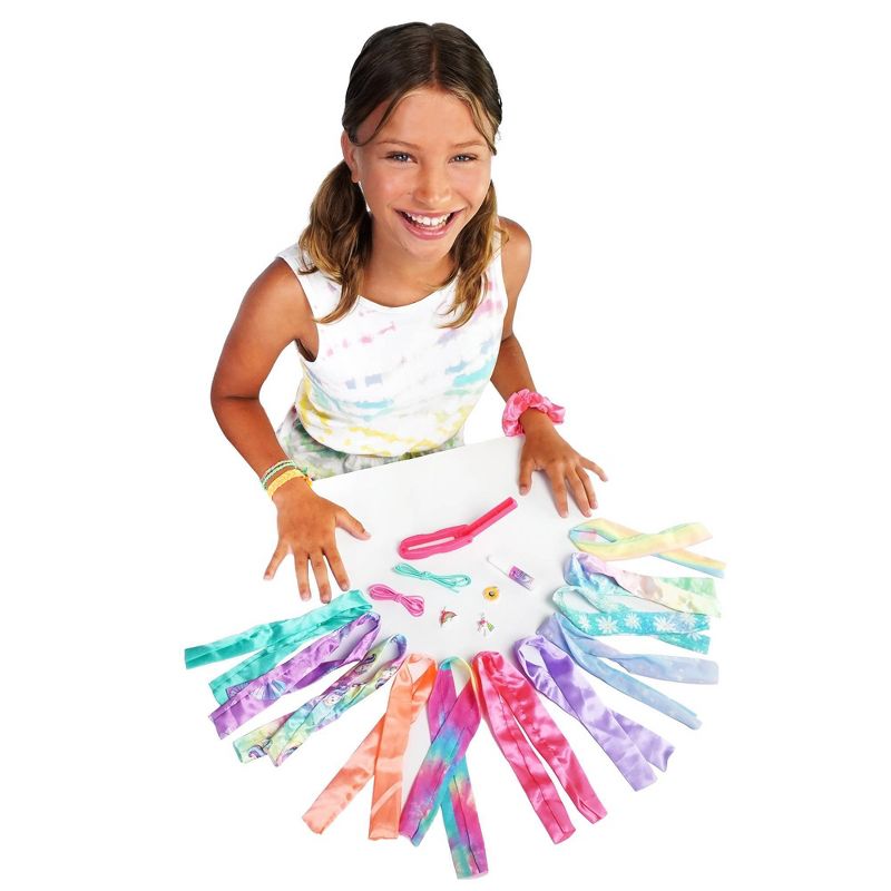 Activity Kings iLY Scruncheeze Loom