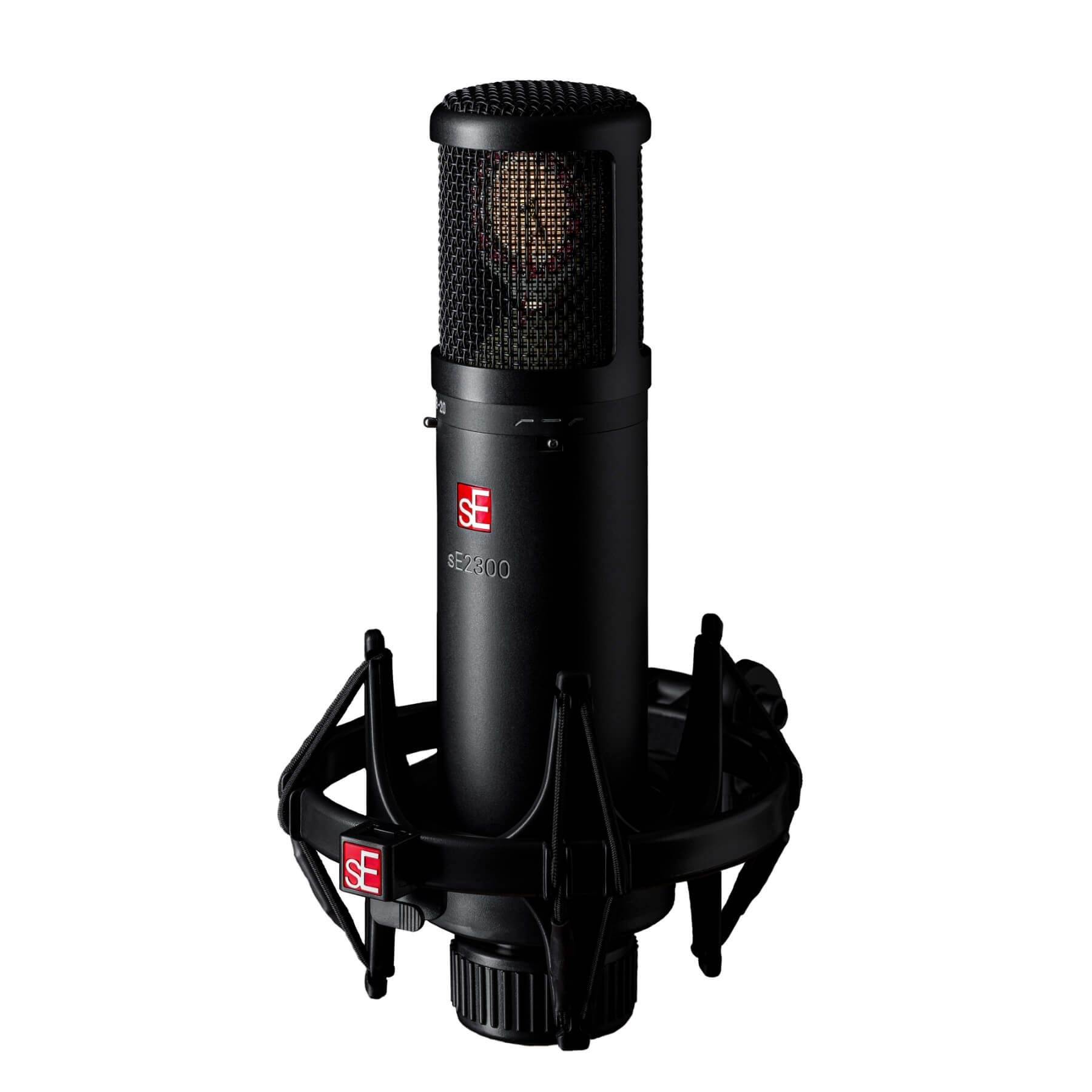 sE Electronics sE2300 microphone with shock mount,pop filter and thread adapter Black