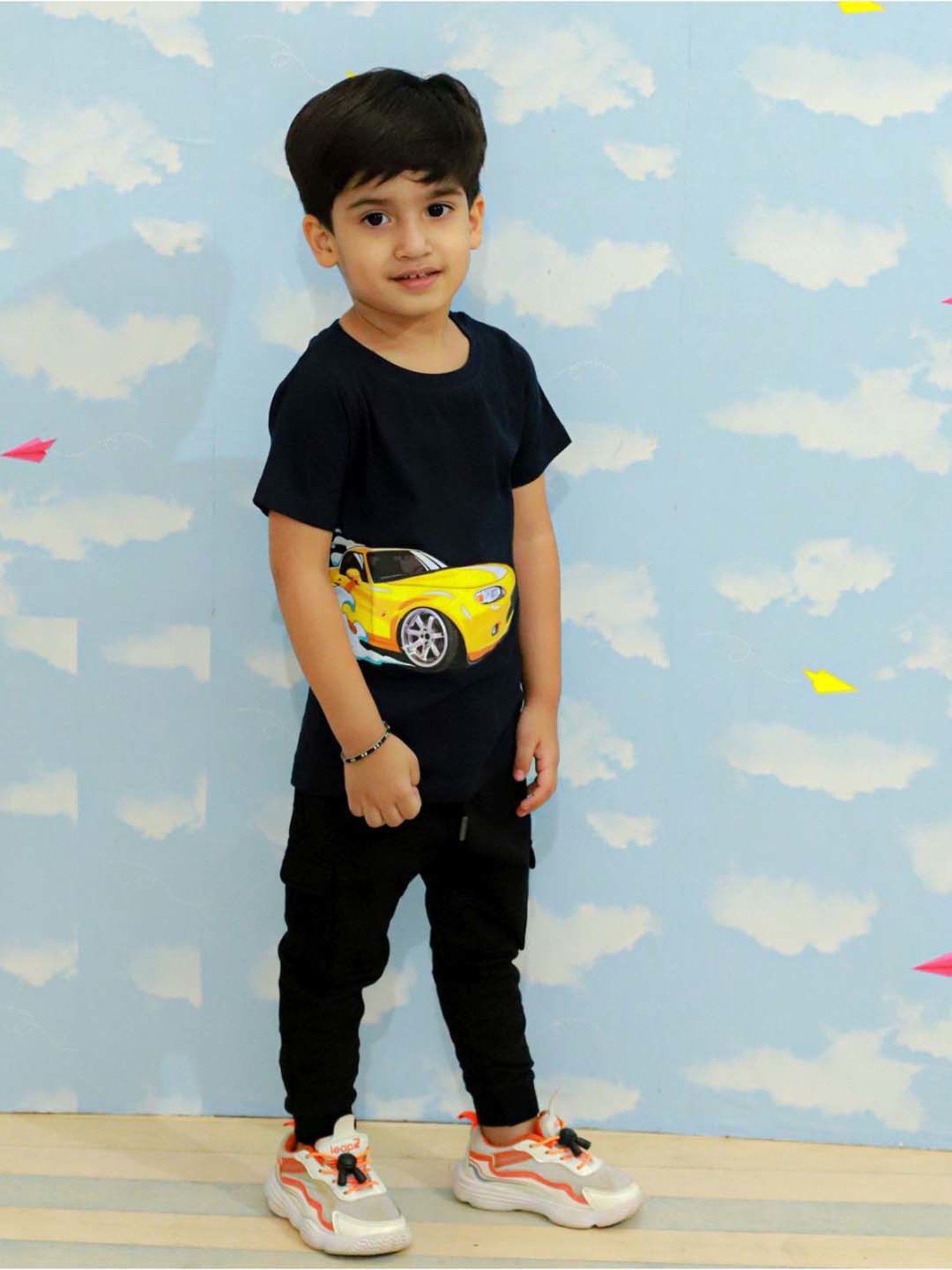 The Mom Store Kids Black Cotton Printed T-Shirt Set