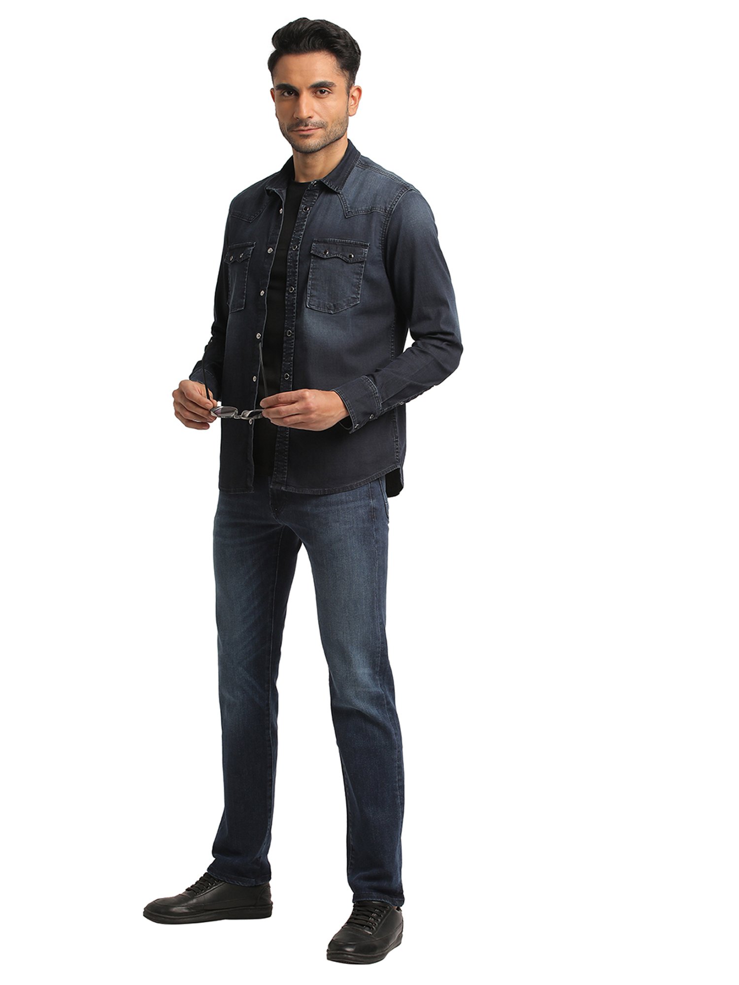 EVERBLUE Dark Blue Regular Fit Shirt