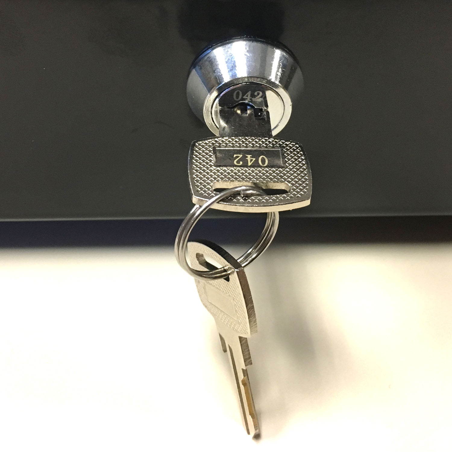 Locking Two-Tiered Cash Box with Steel Construction