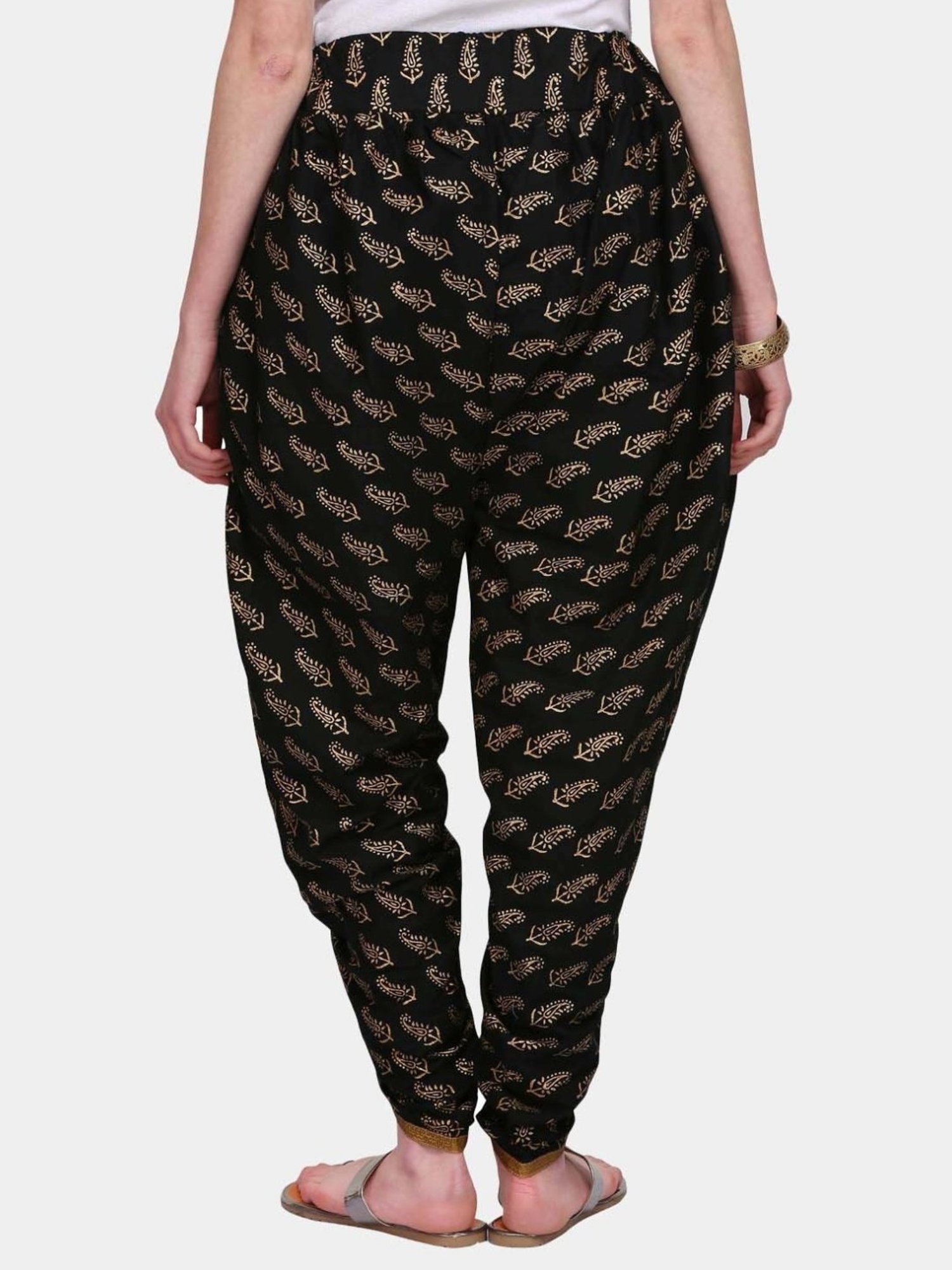 Kaanchie Nanggia Black Cotton Printed Dhoti Pants