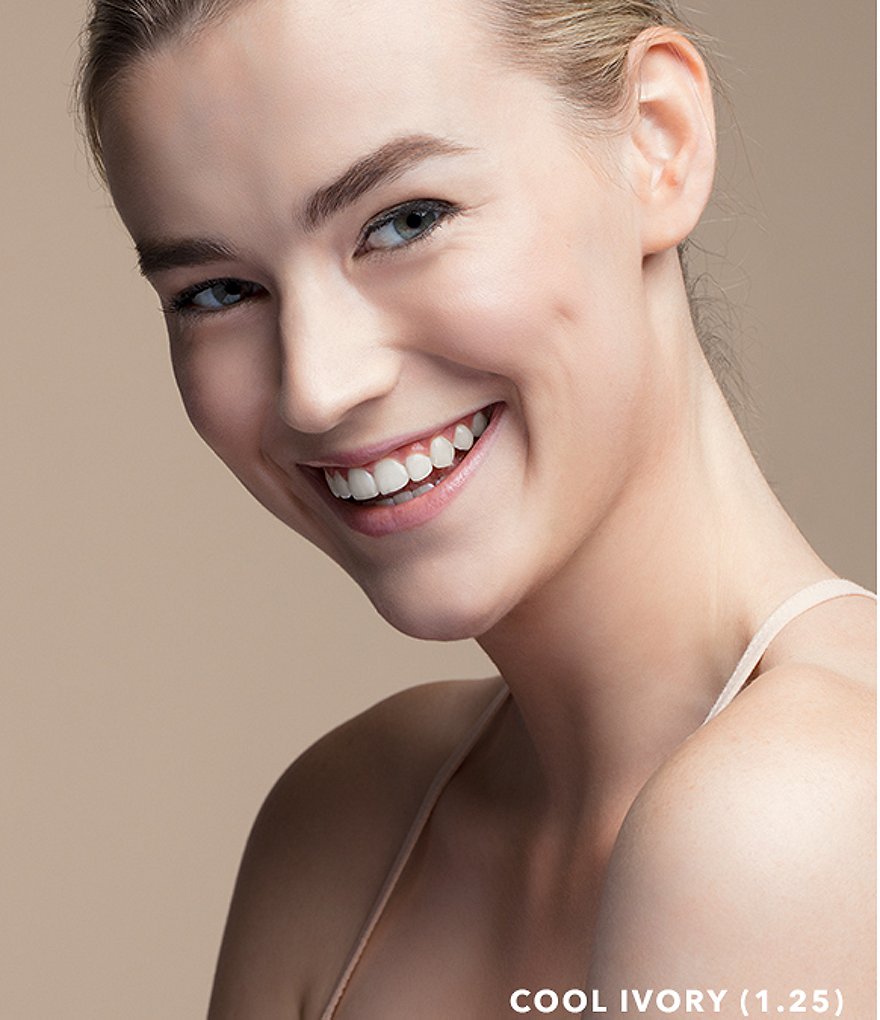 Bobbi Brown Skin Long-Wear Weightless Foundation SPF15