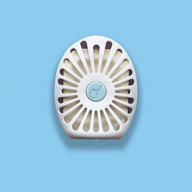 Febreze Odor-Eliminating SMALL SPACES Air Freshener - Wild Berries - 1ct