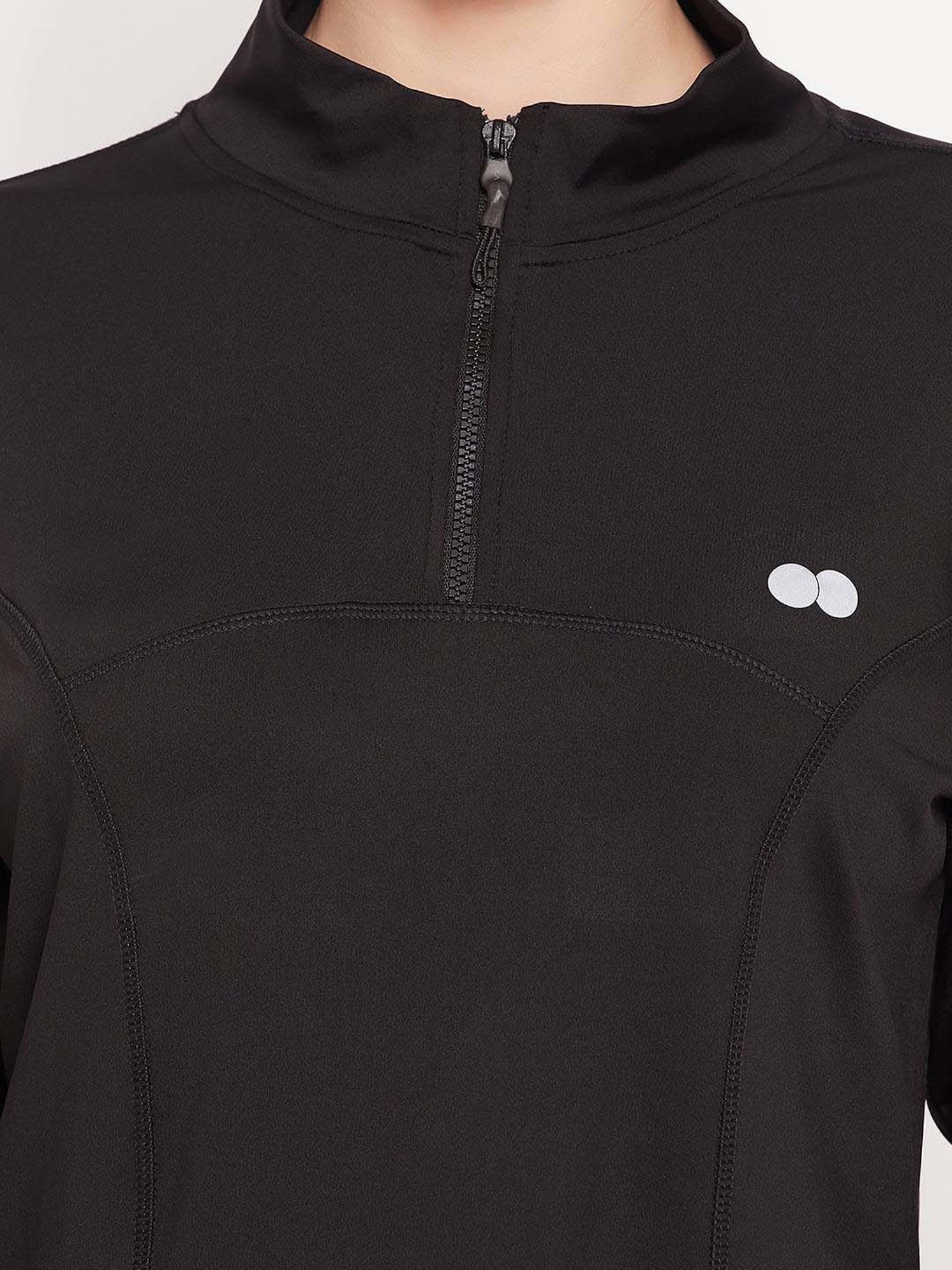 Clovia Black Regular Fit Sports T-Shirt