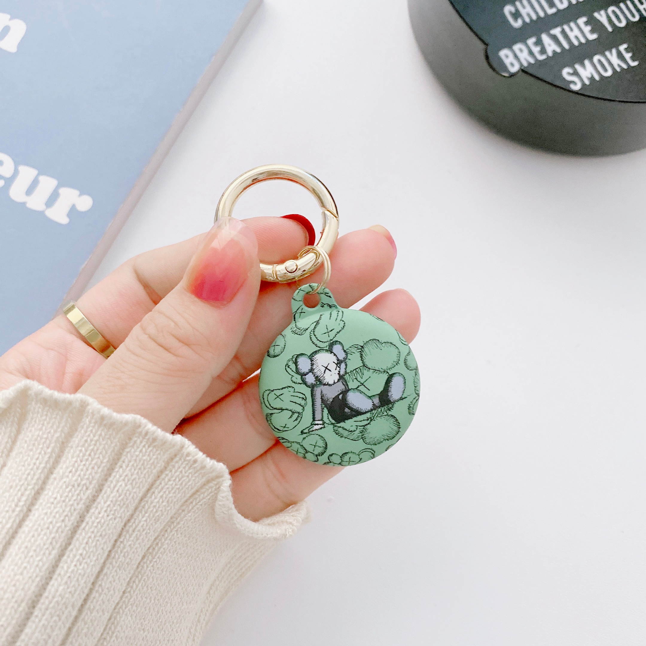 [7 PCS] Silicone Protective Case for AirTags, Tracker Lightweight Soft Protective Skin Cover Accessories with Key Chain Anti-Loss Design Compatible with Apple AirTags 2021