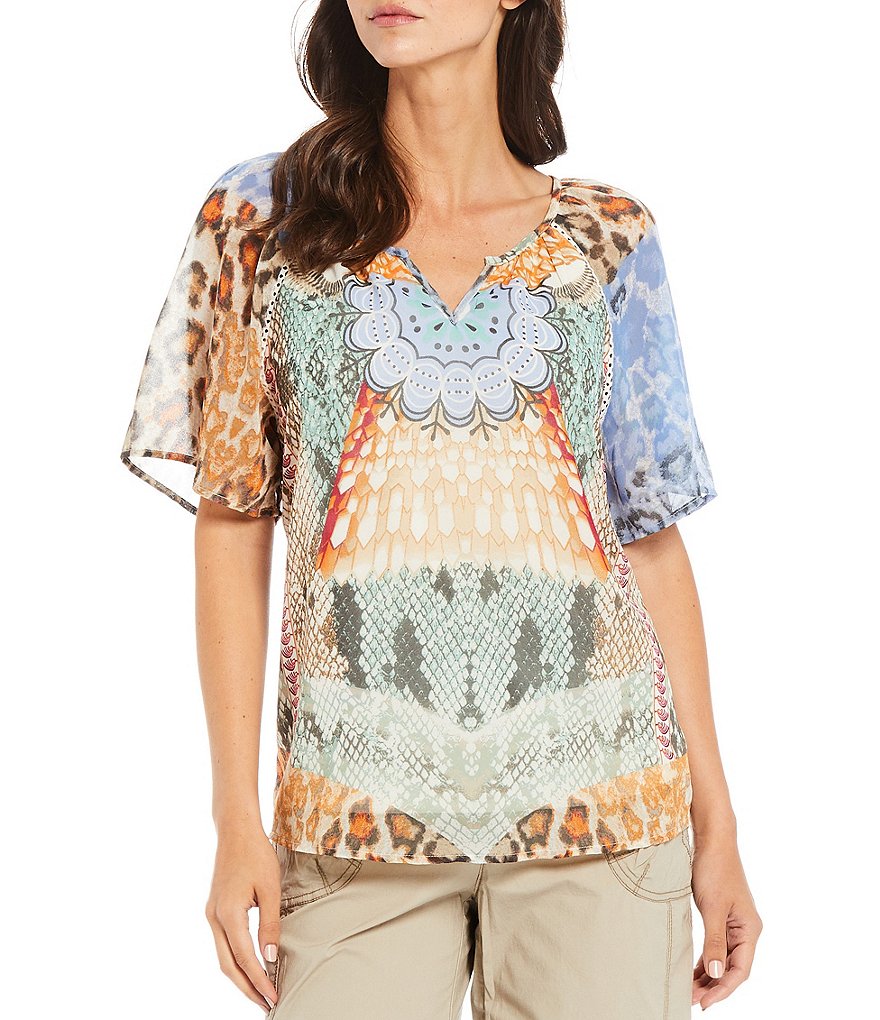 Intro Animal Mixed Print Georgette Notch V-Neck Raglan Sleeve Lace Trim Top
