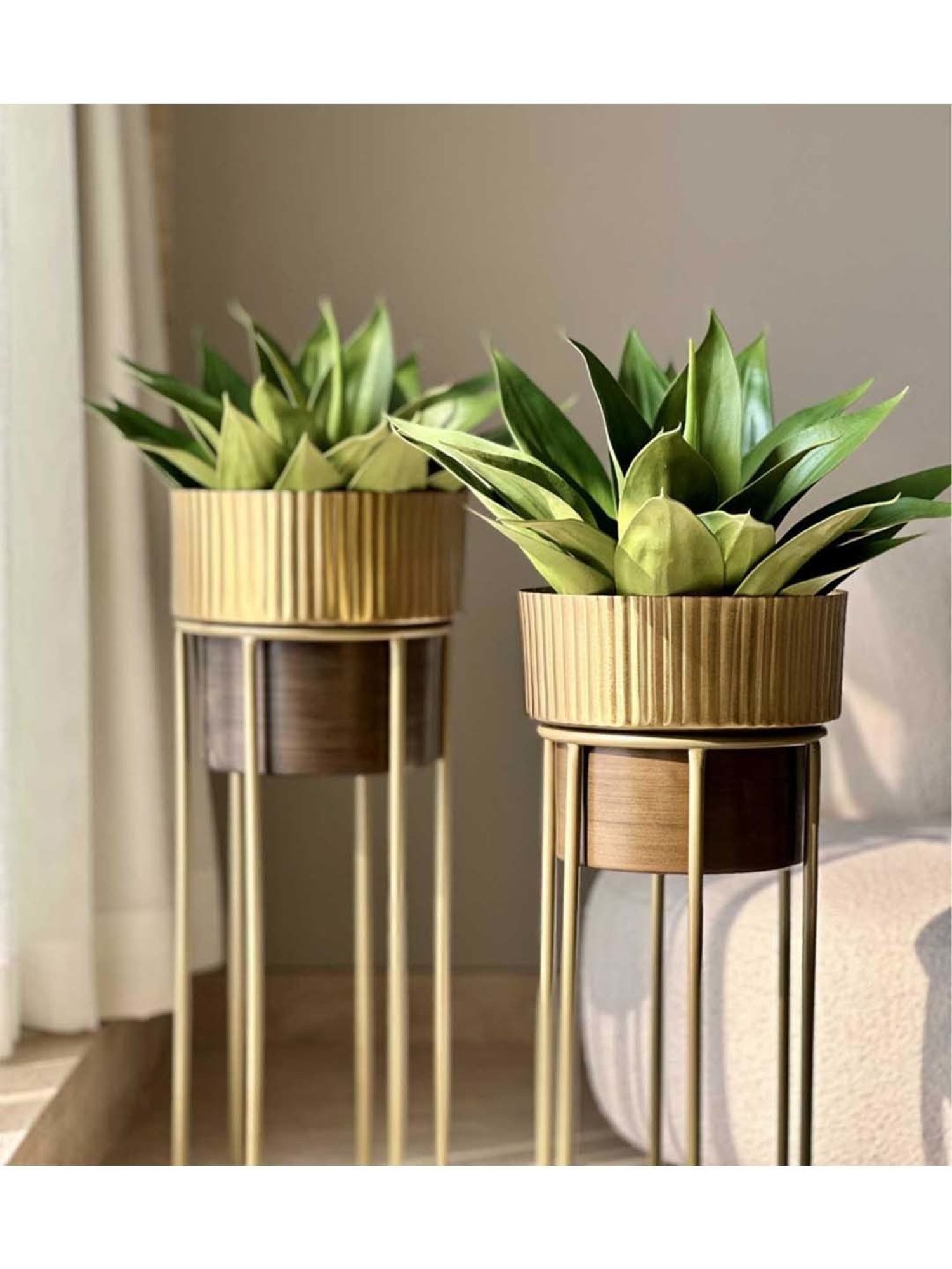 Mason Home Gold & Brown Brooklyn Fluted Planter (Set Of 2)