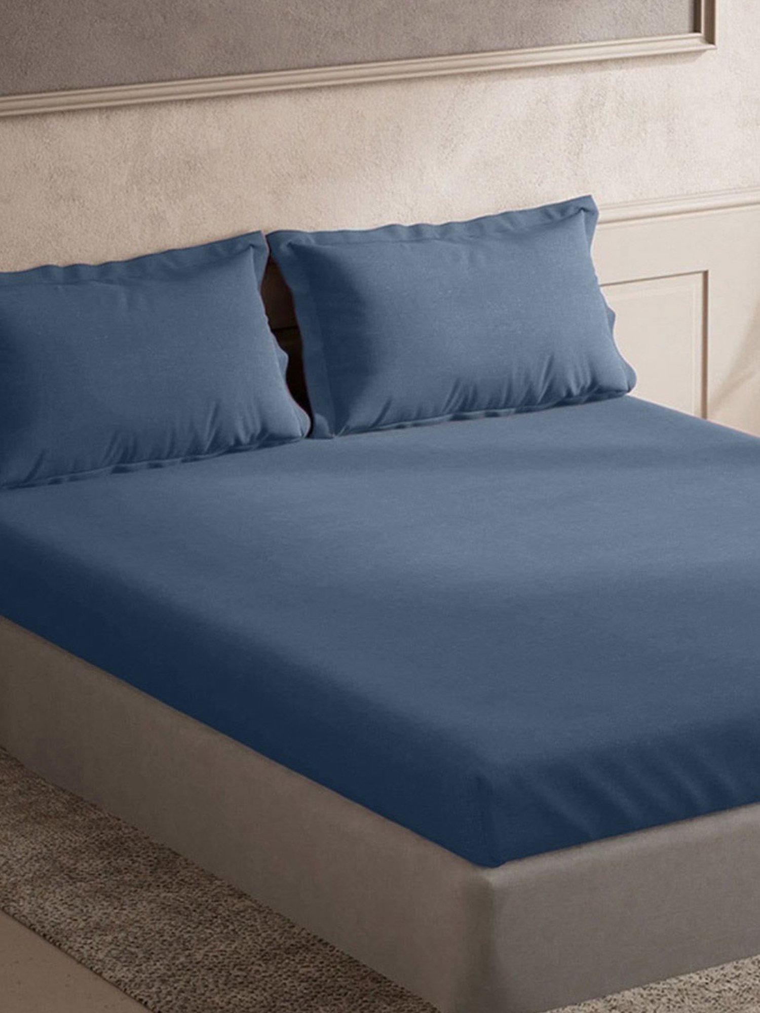 TARA Sparkling Homes Blue 300 TC Cotton King Bedsheet With 2 Pillow Covers