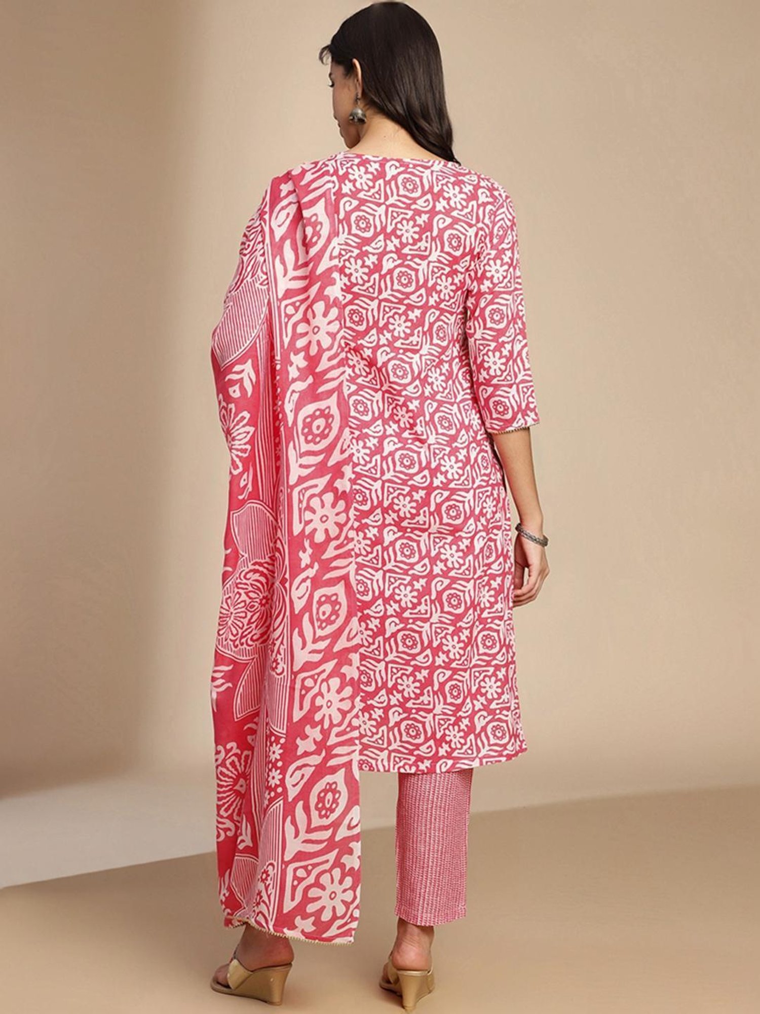 Skylee Pink Cotton Printed Kurta Pant Set With Dupatta