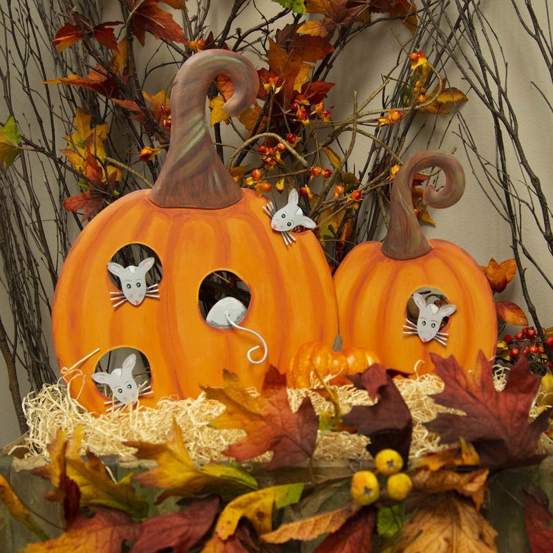 Halloween 31.75" Orange Pumpkins With Mice Stake Hang  -  Decorative Garden Stakes