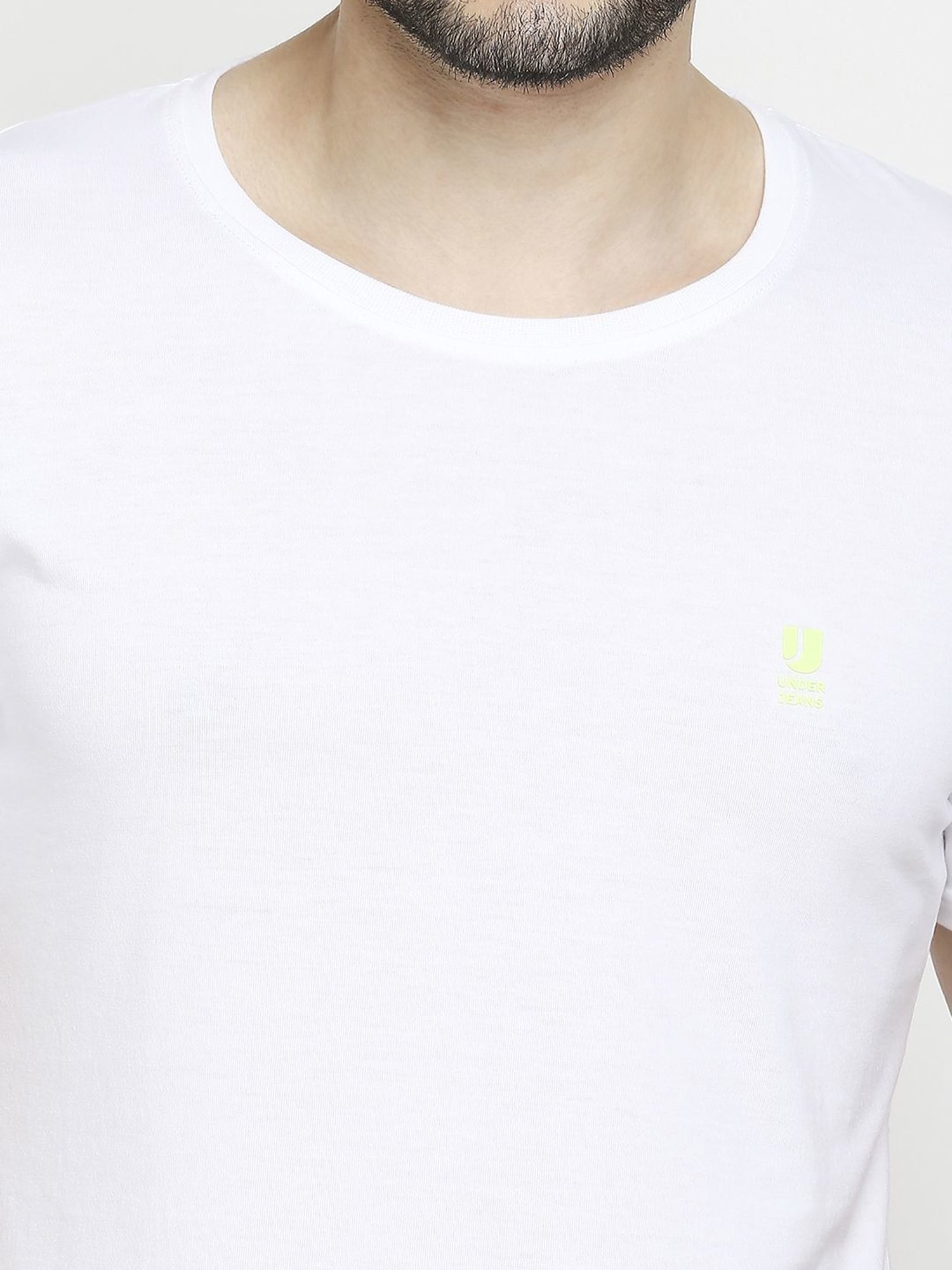 UnderJeans by Spykar White & Maroon Regular Fit T-Shirt