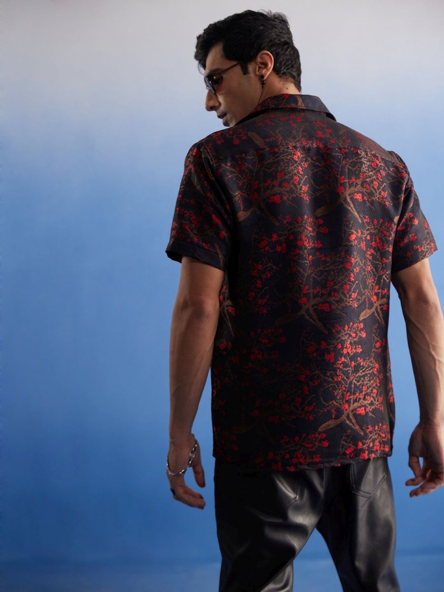 Vastramay Black Base Red Regular Fit Printed Shirt