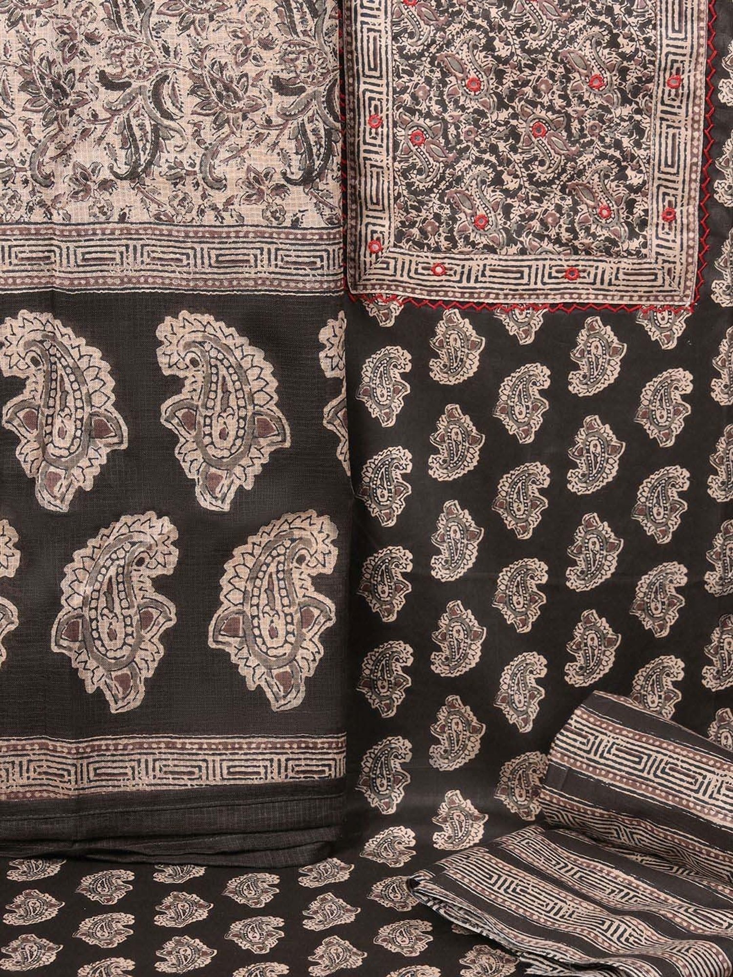 Kami Kubi Black Cotton Printed Unstitched Dress Material