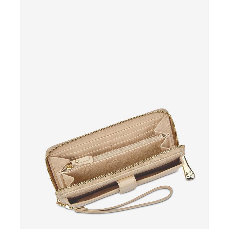 GiGi New York Beige City Wallet