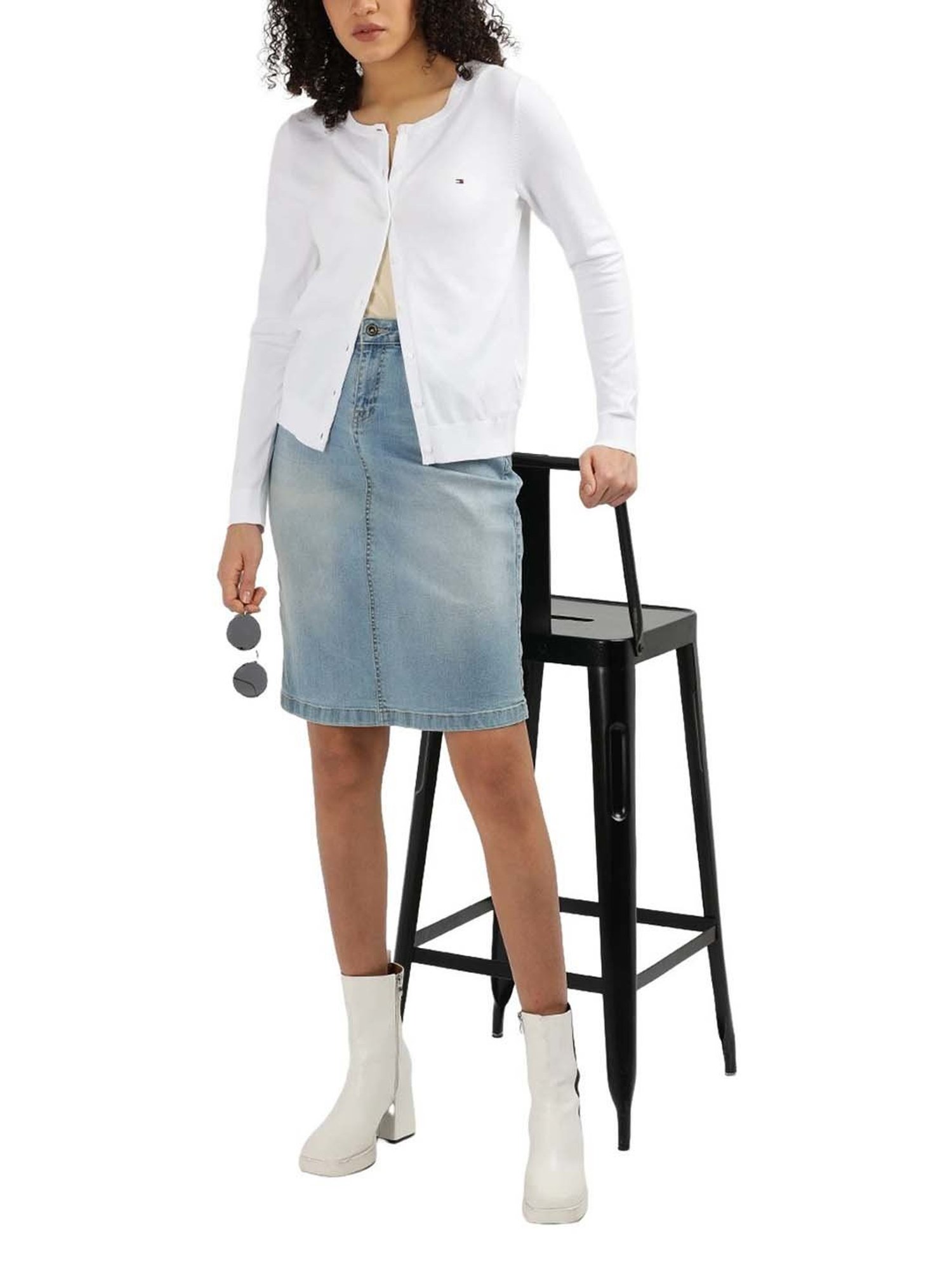 Mafadeny Black Striped Shrug