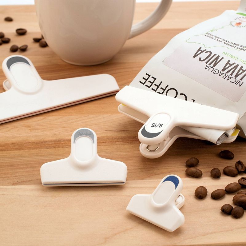 Tovolo Magnetic Bag Clips XL Set of 2 Assorted