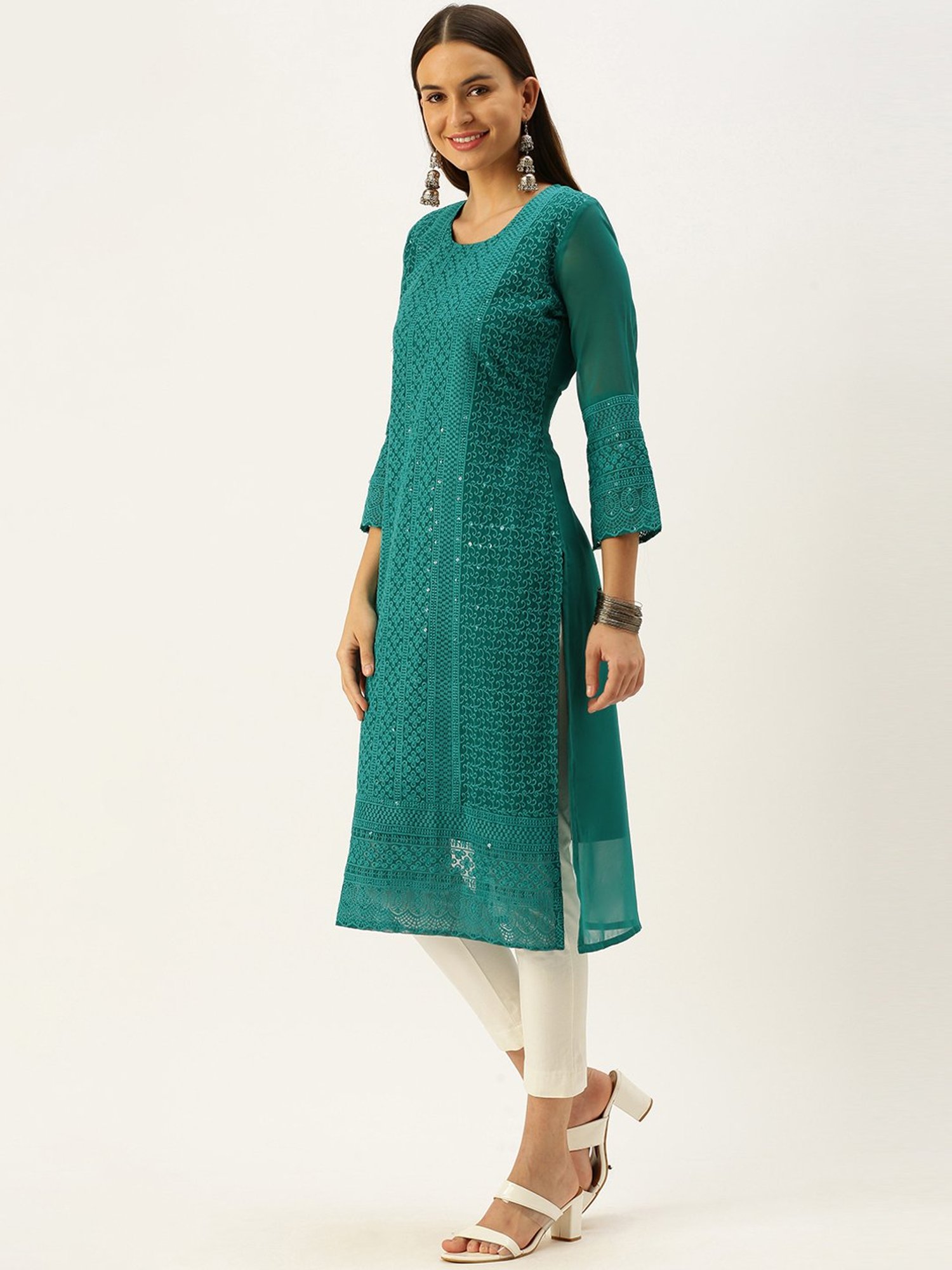 SWAGG INDIA Green Embroidered Straight Kurta