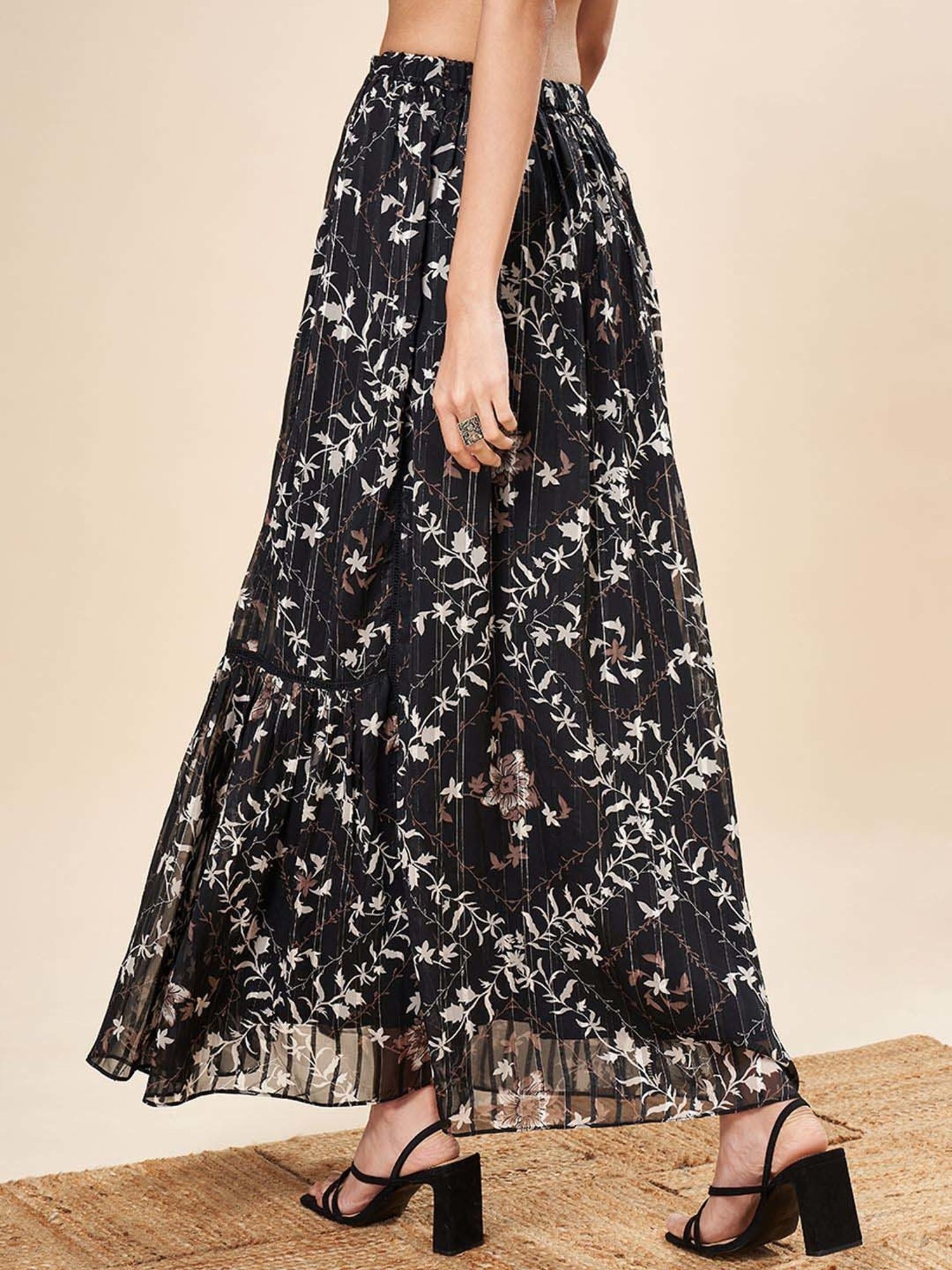 Marigold Lane Black Floral Print Maxi Skirt