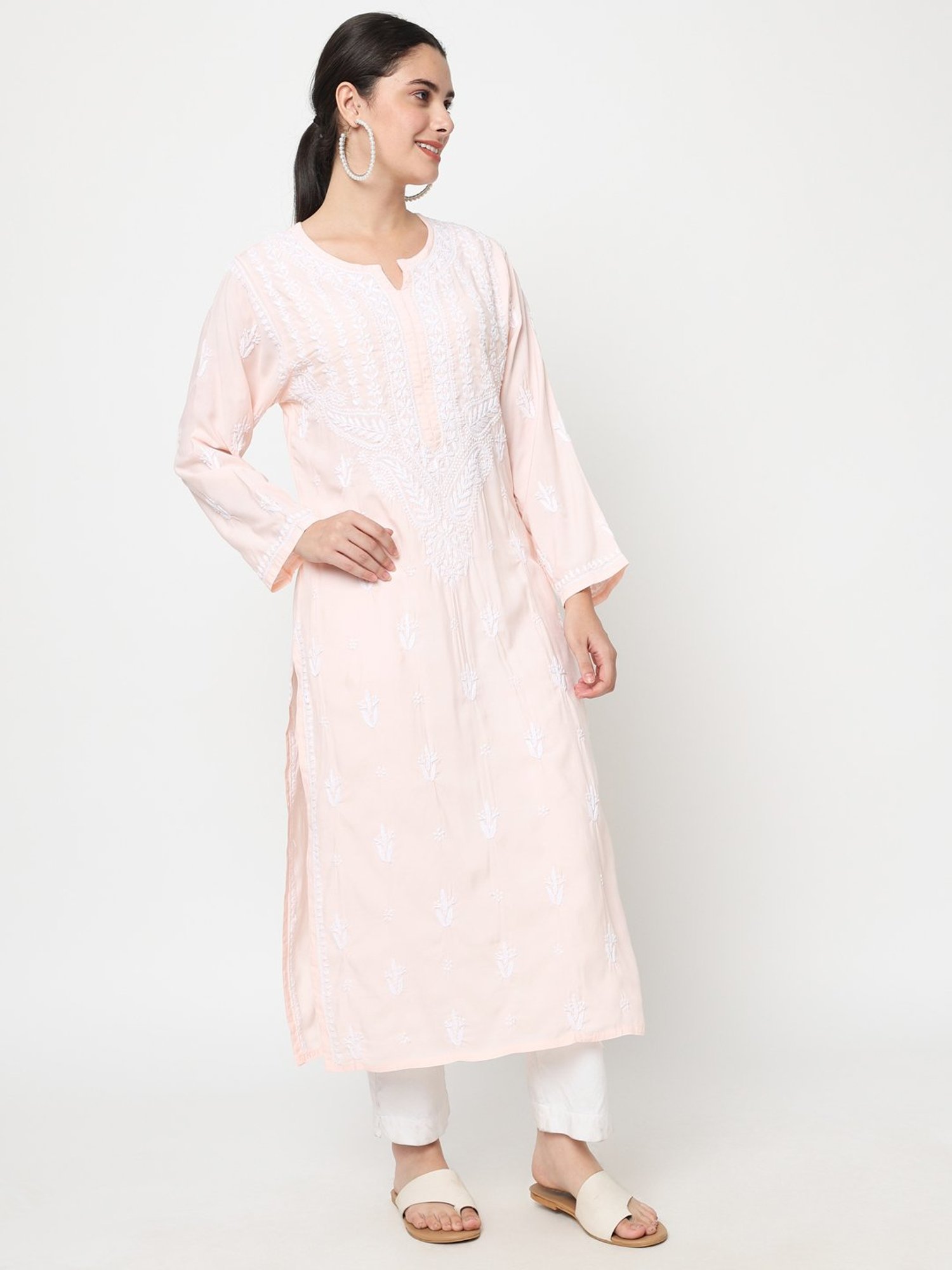 PARAMOUNT CHIKAN Peach Chikankari Straight Kurta